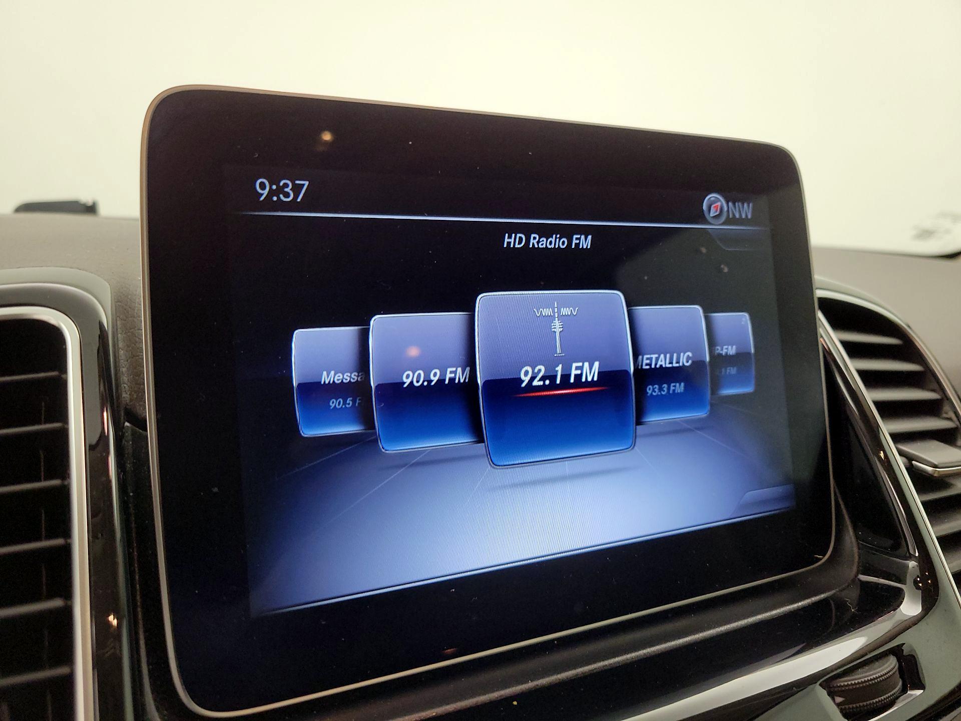 Thumbnail: 2019 Mercedes-Benz GLE - 16