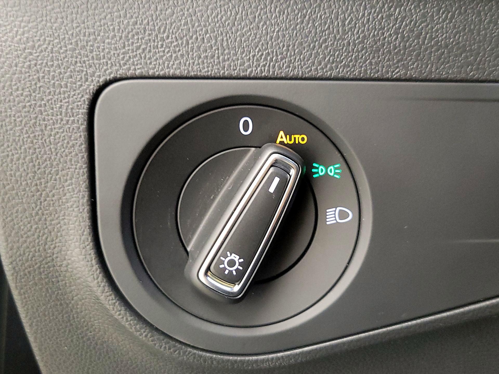 Thumbnail: 2024 Volkswagen Tiguan - 13