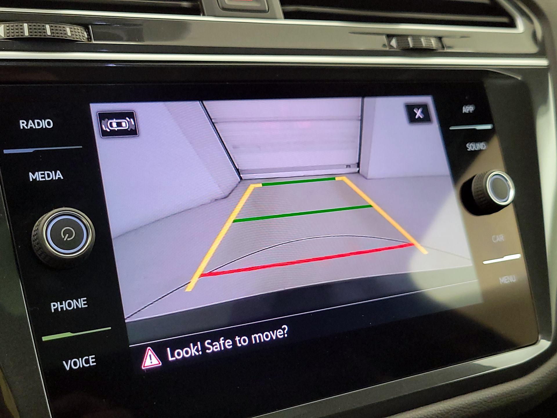 Thumbnail: 2024 Volkswagen Tiguan - 14