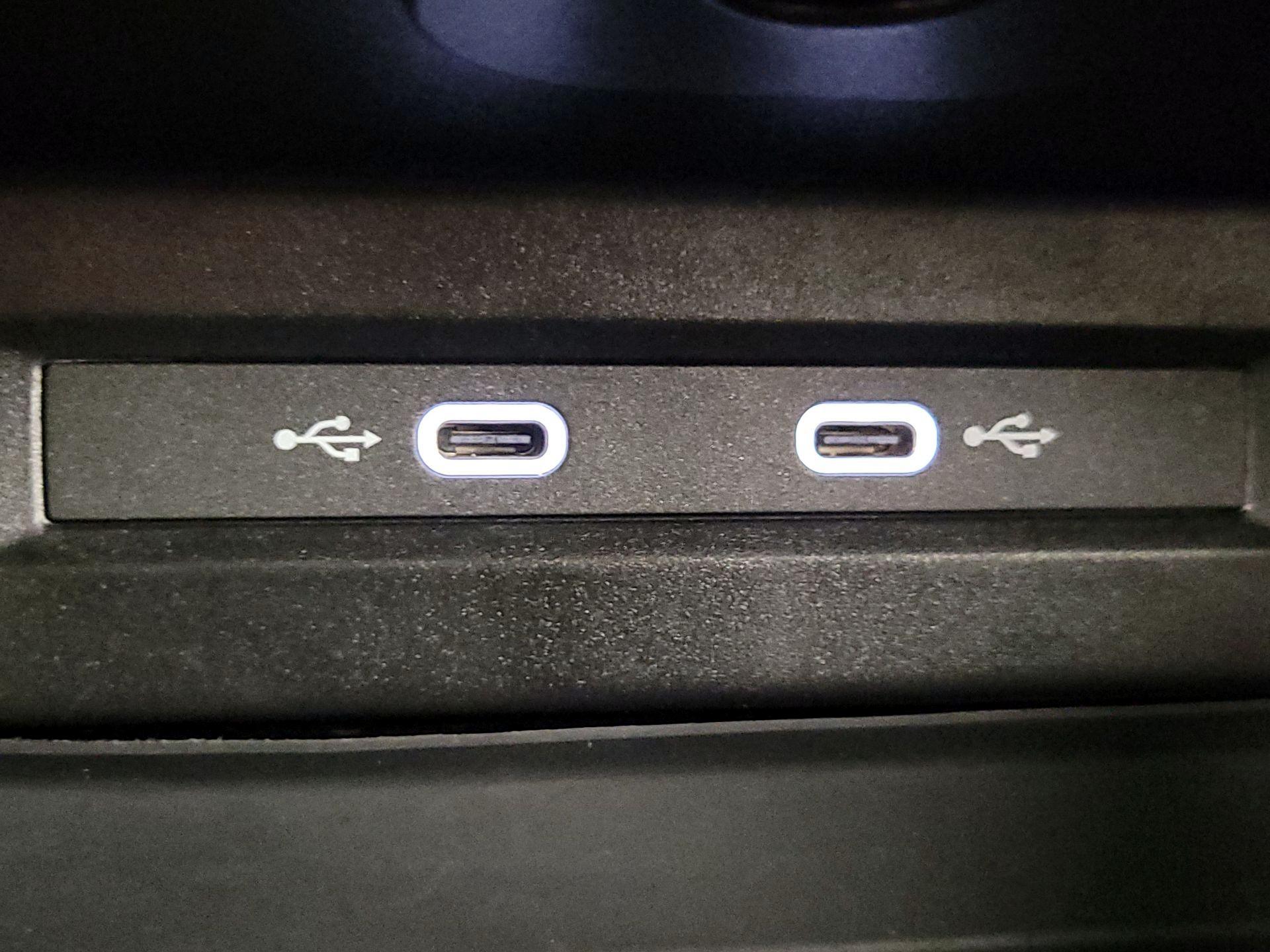 Thumbnail: 2024 Volkswagen Tiguan - 18