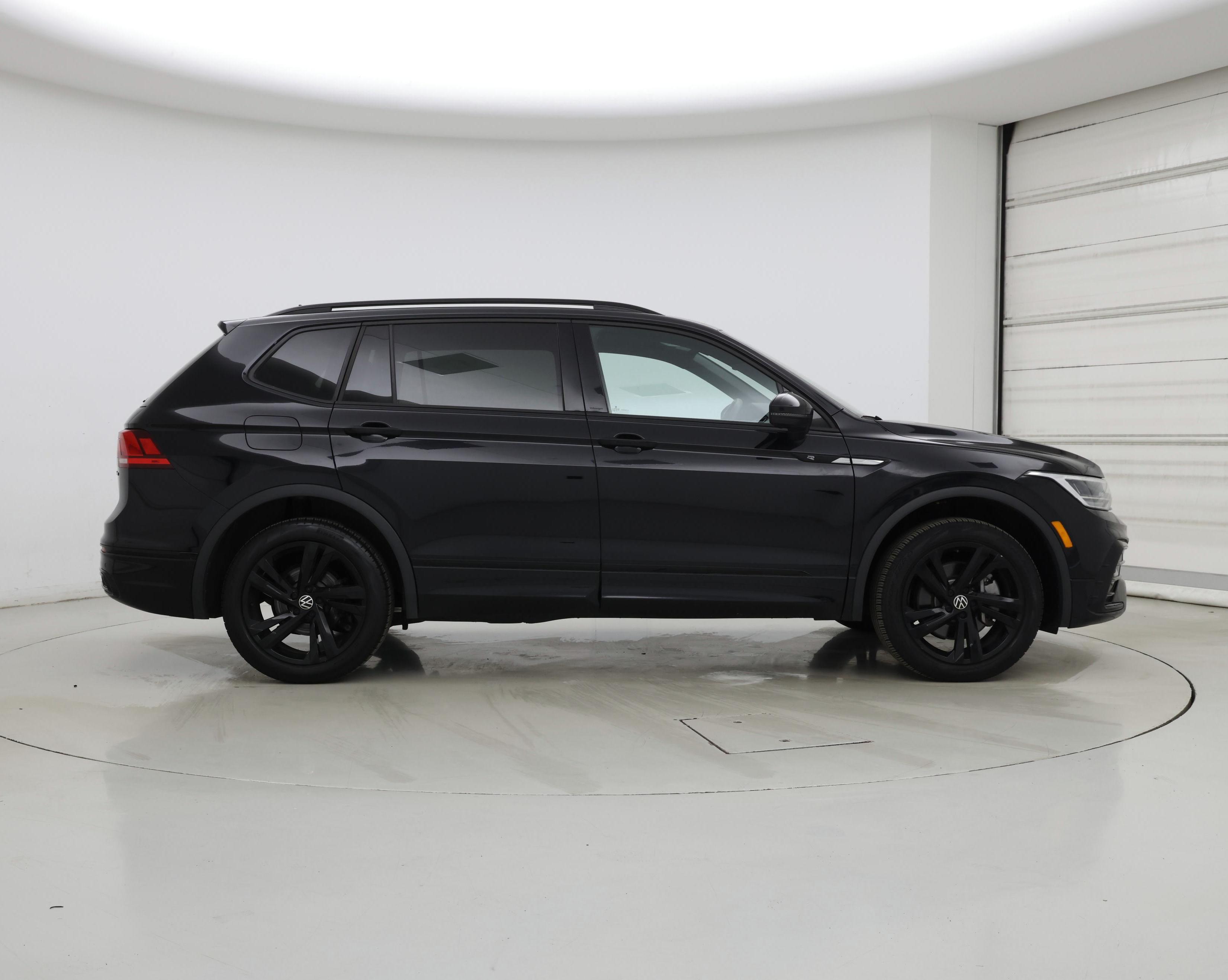 Thumbnail: 2024 Volkswagen Tiguan - 7