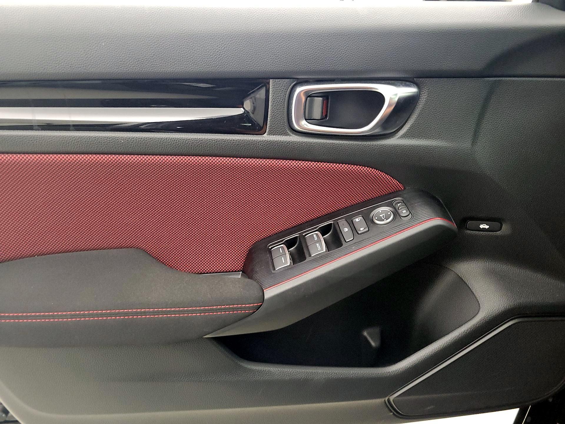 Thumbnail: 2024 Honda Civic - 12