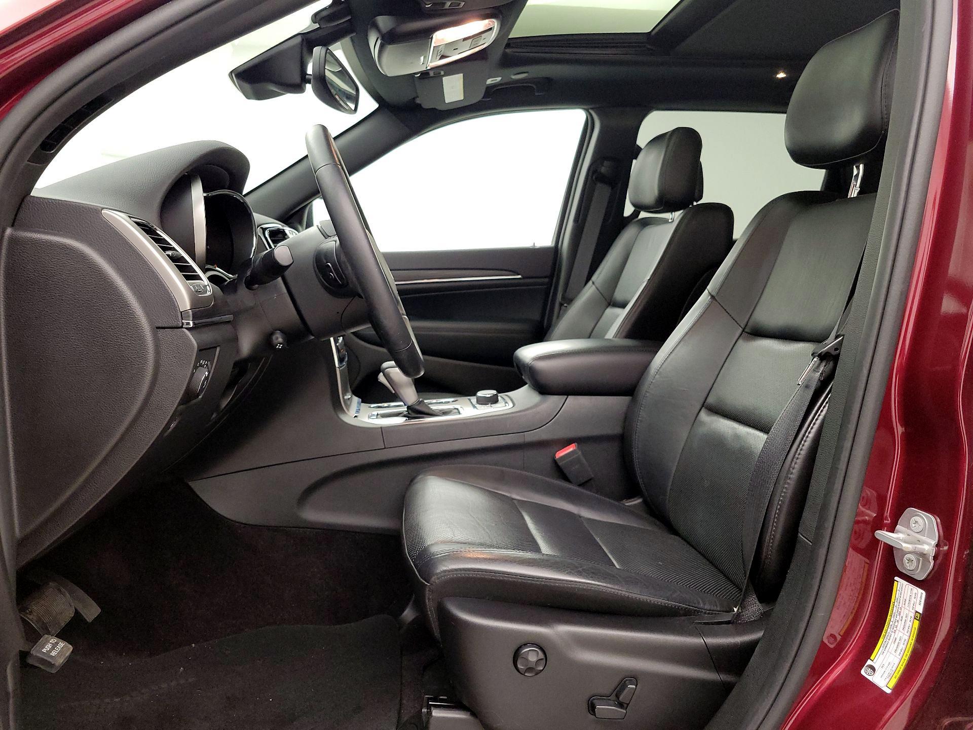 Thumbnail: 2019 Jeep Grand Cherokee - 11