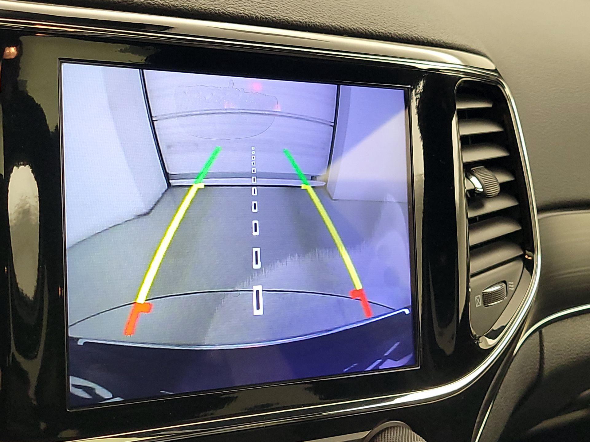 Thumbnail: 2019 Jeep Grand Cherokee - 15