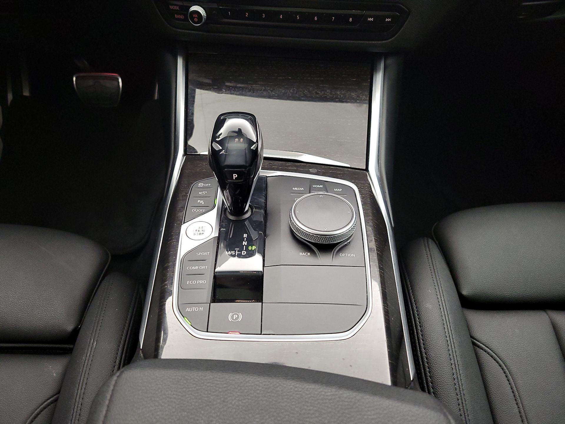 Thumbnail: 2021 BMW 3 Series - 18