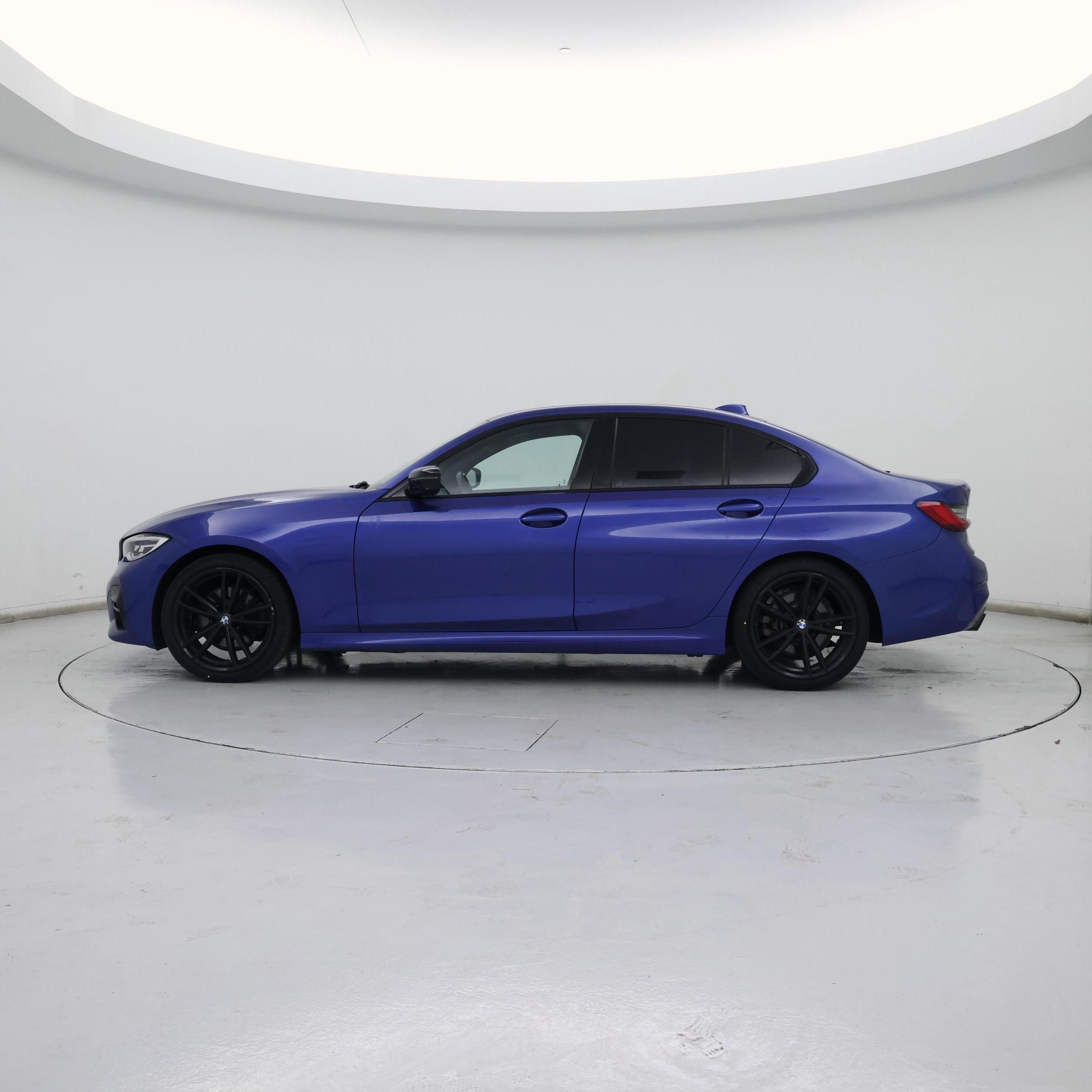 Thumbnail: 2021 BMW 3 Series - 3