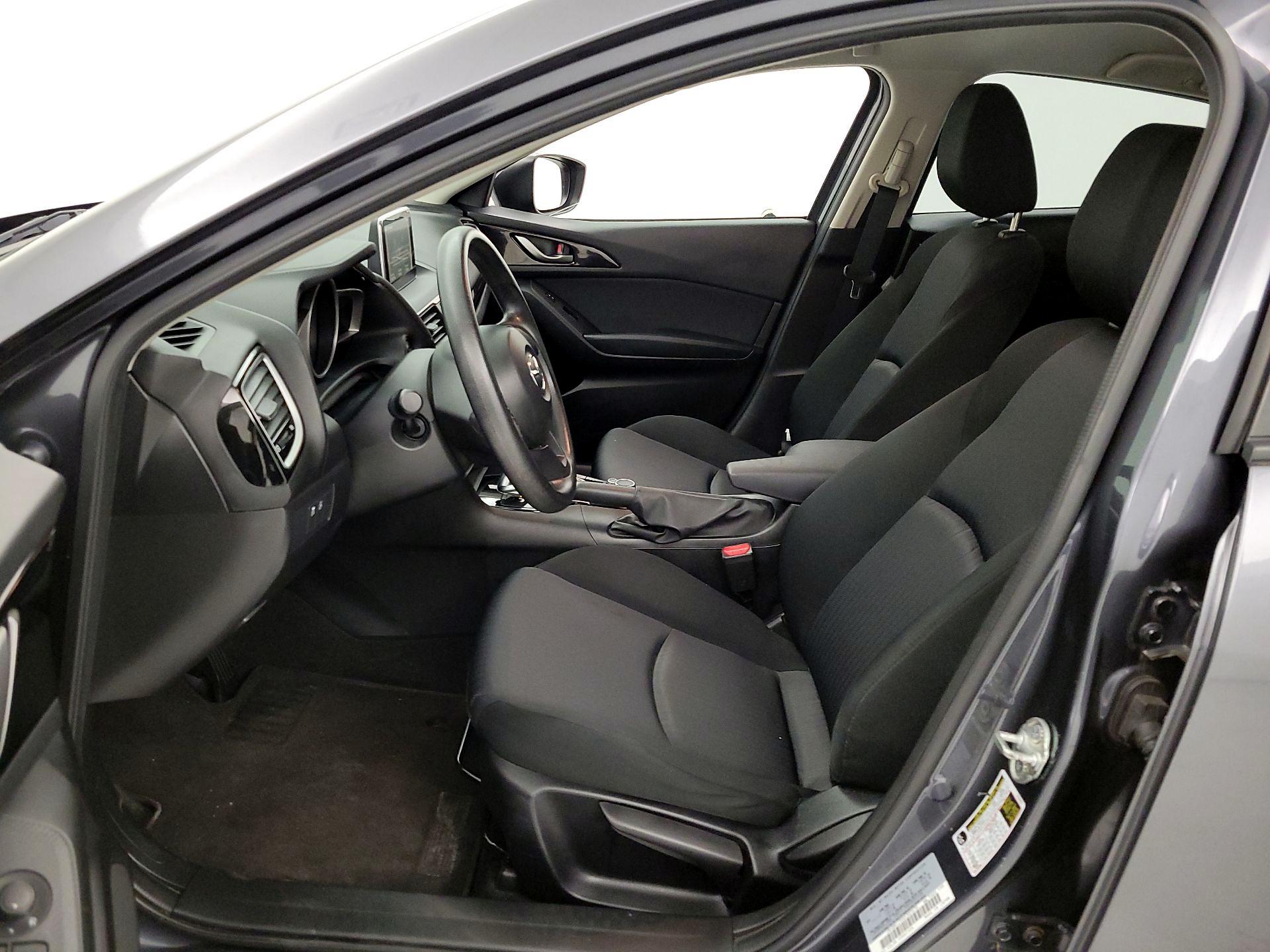 Thumbnail: 2016 Mazda Mazda3 - 11