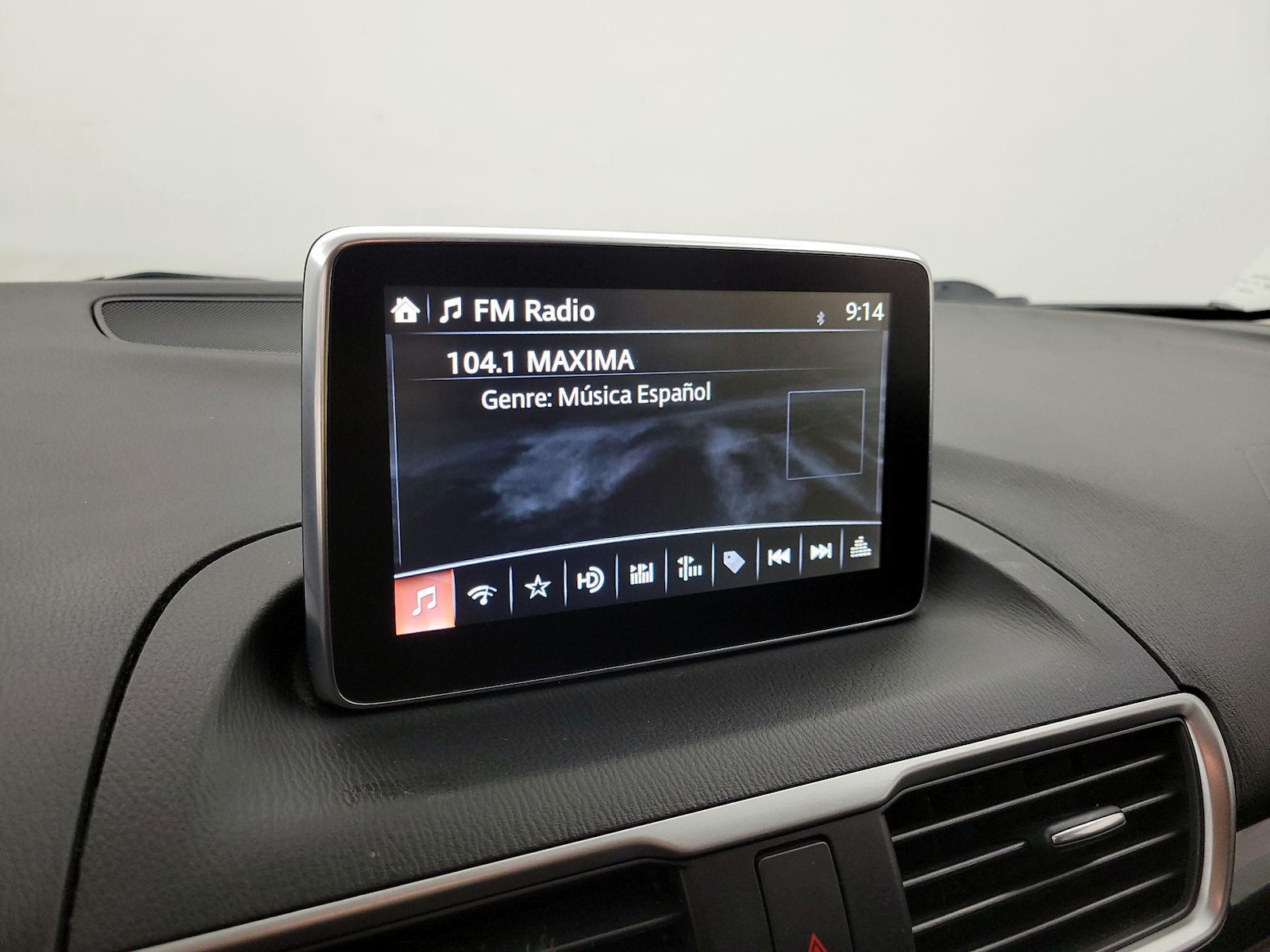 2016 Mazda MAZDA3 i Sport - Photo 17