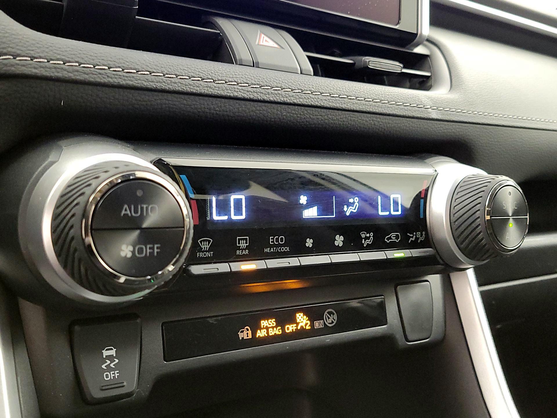 Thumbnail: 2024 Toyota RAV4 - 16