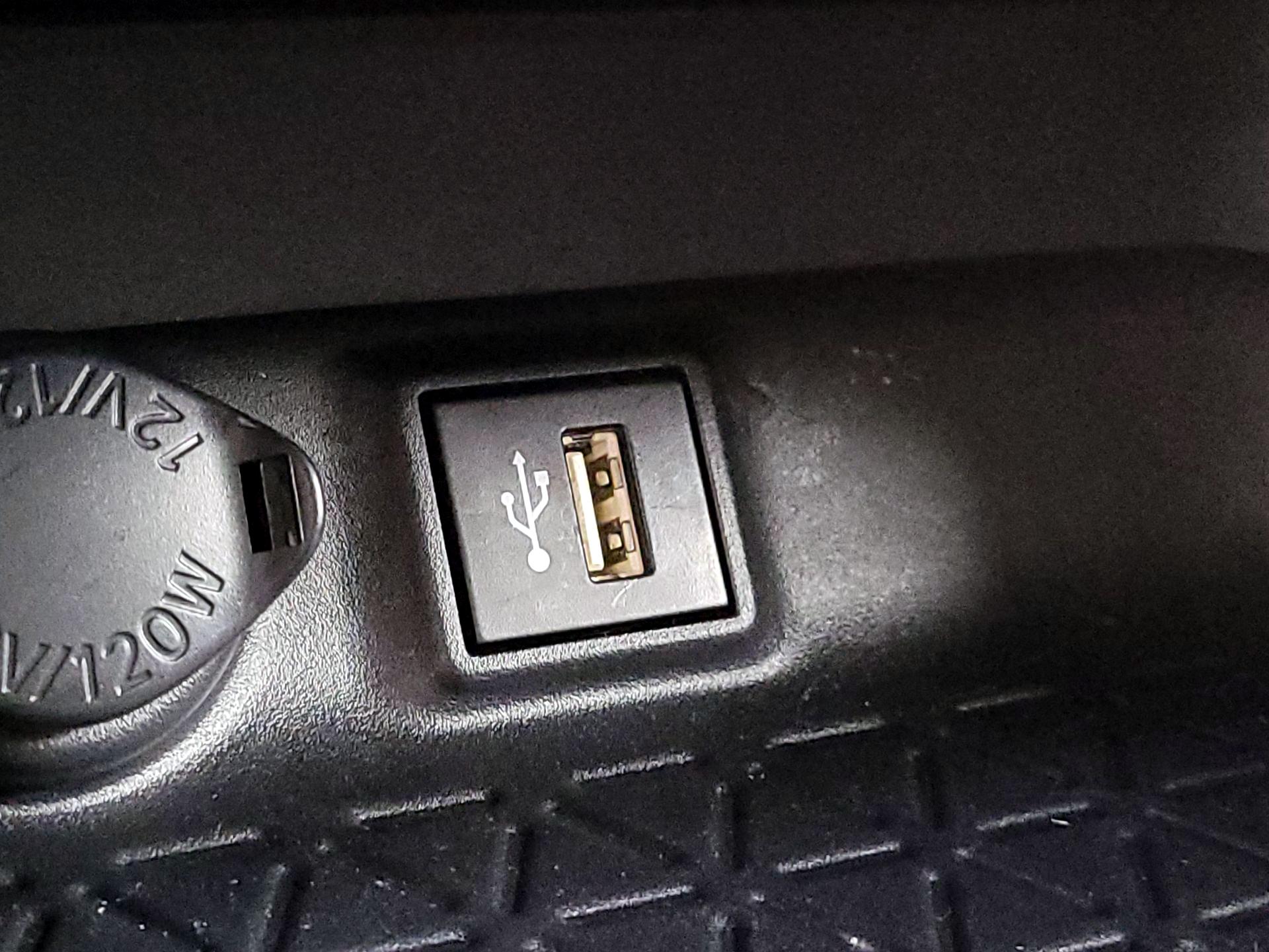 Thumbnail: 2024 Toyota RAV4 - 18