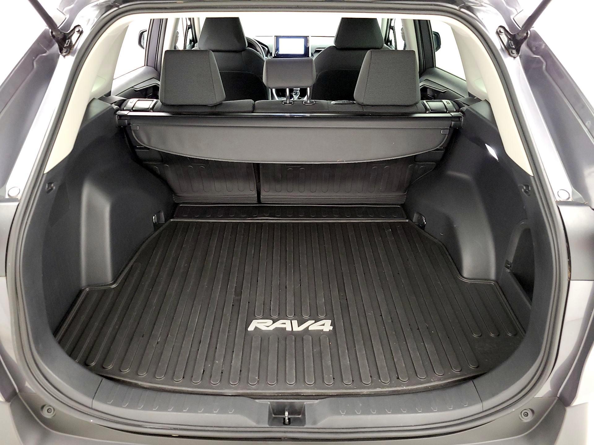 Thumbnail: 2024 Toyota RAV4 - 20