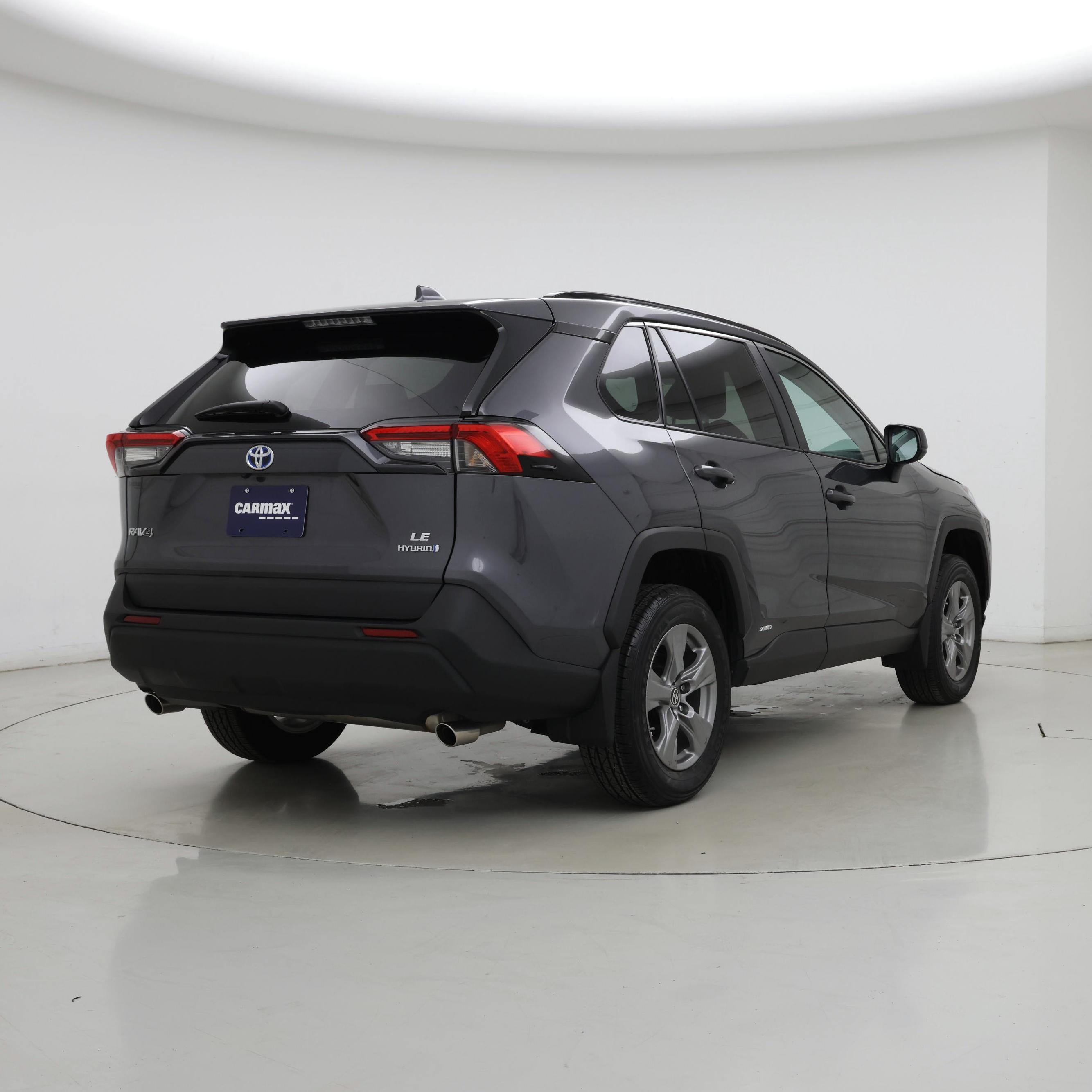 Thumbnail: 2024 Toyota RAV4 - 8