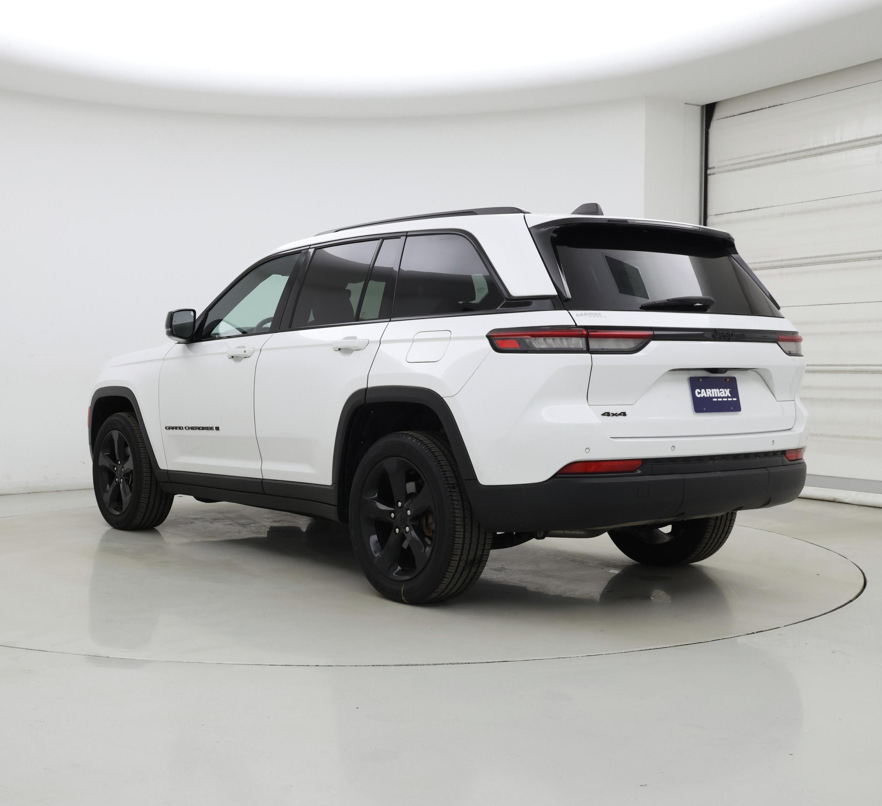 Thumbnail: 2023 Jeep Grand Cherokee - 2