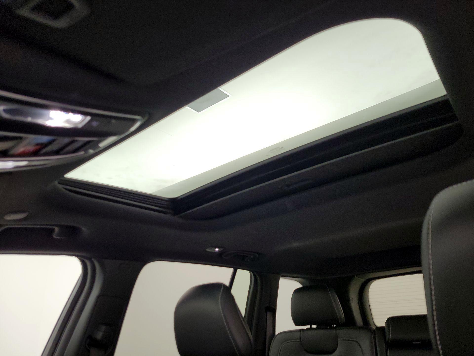 Thumbnail: 2023 Jeep Grand Cherokee - 19