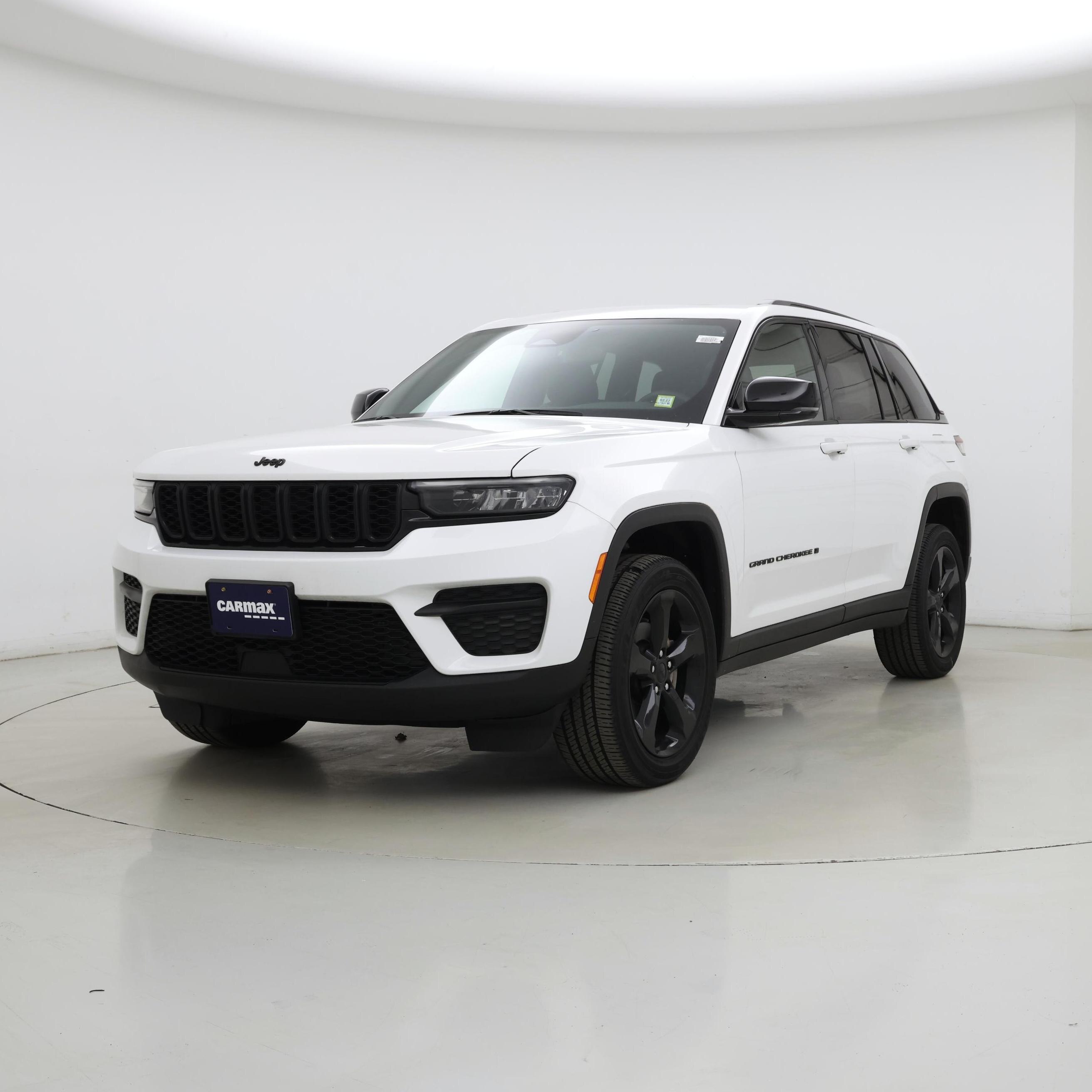 Thumbnail: 2023 Jeep Grand Cherokee - 4
