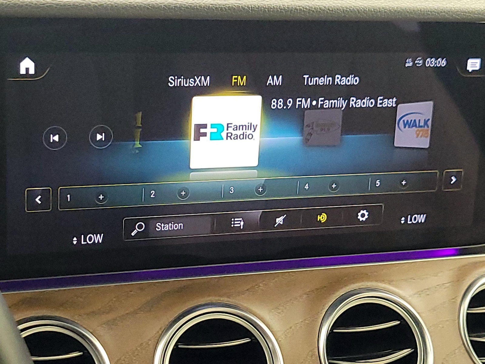 2023 Mercedes-Benz E-Class E350 - Photo 17