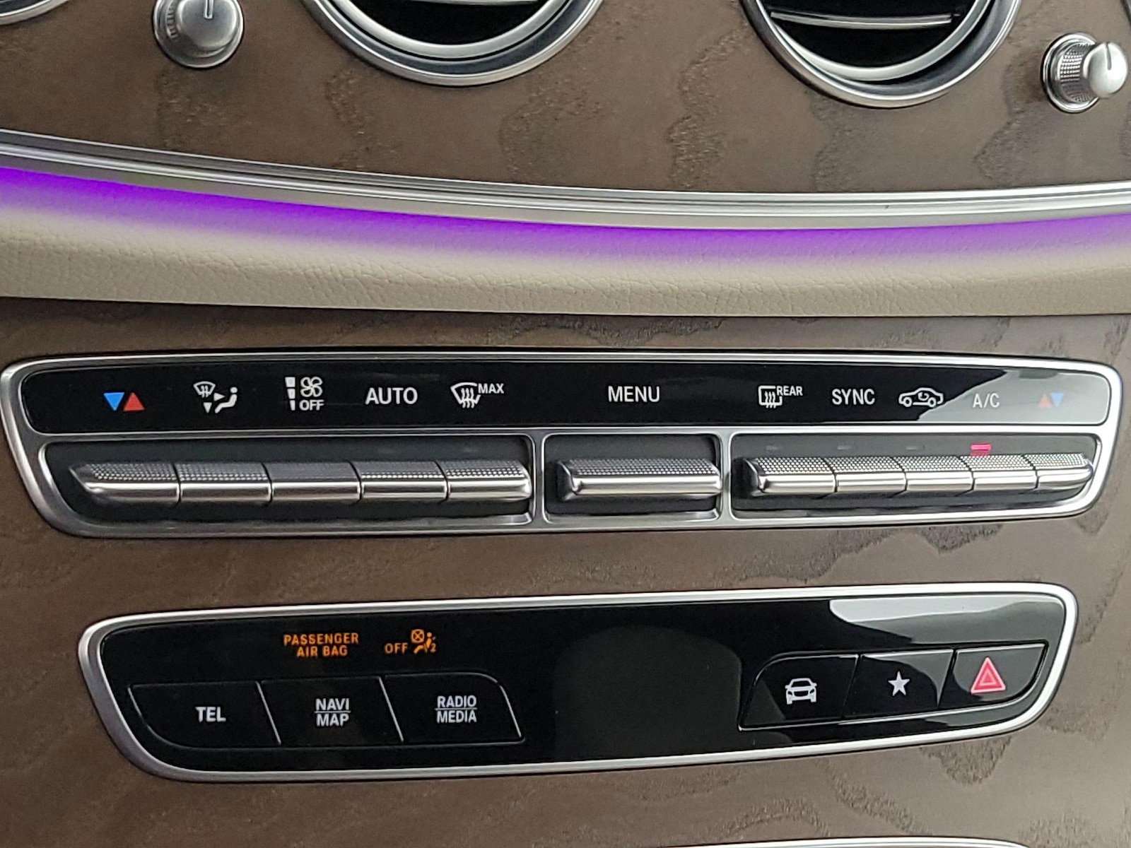 2023 Mercedes-Benz E-Class E350 - Photo 18