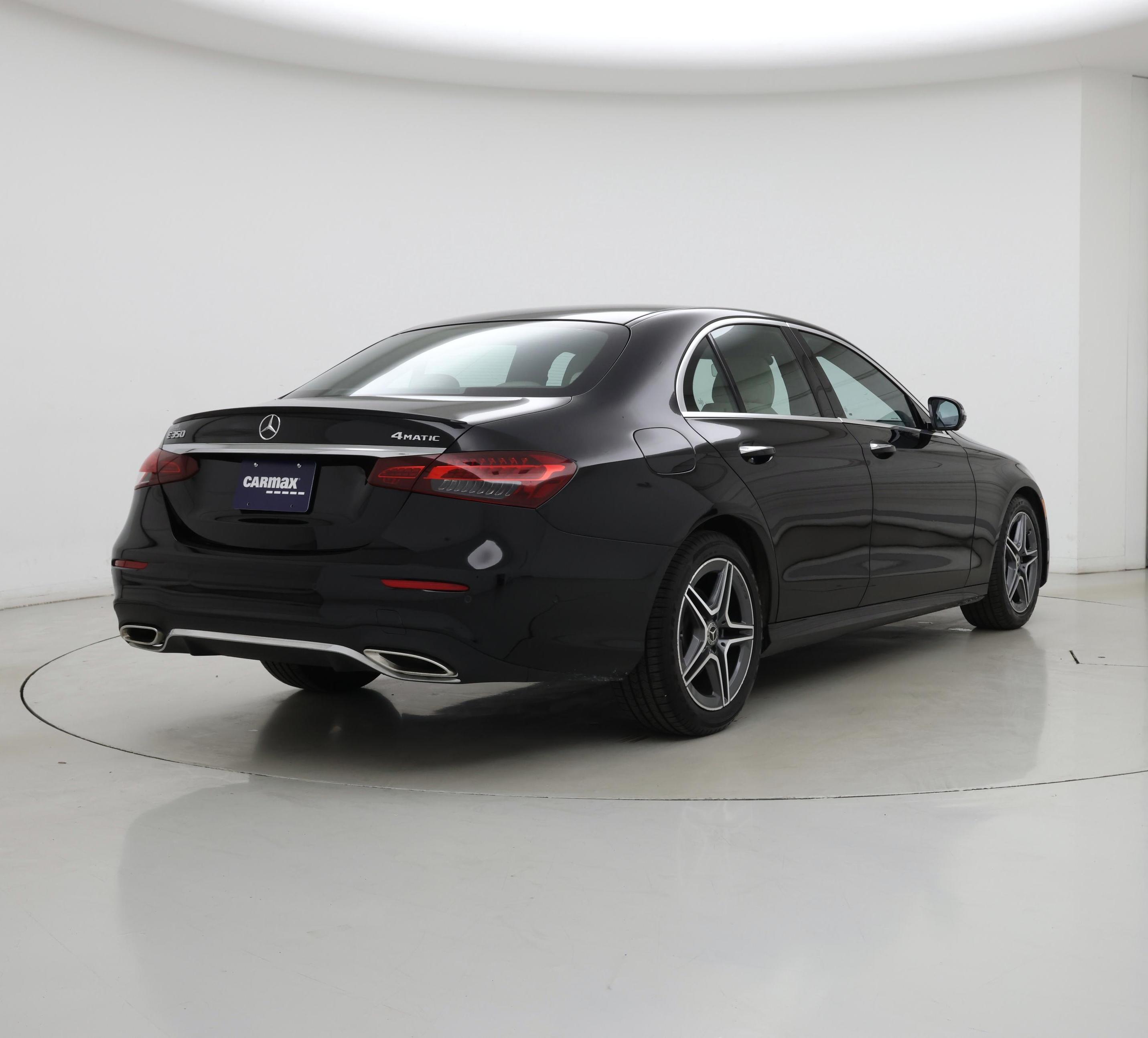 Thumbnail: 2023 Mercedes-Benz E-Class - 8