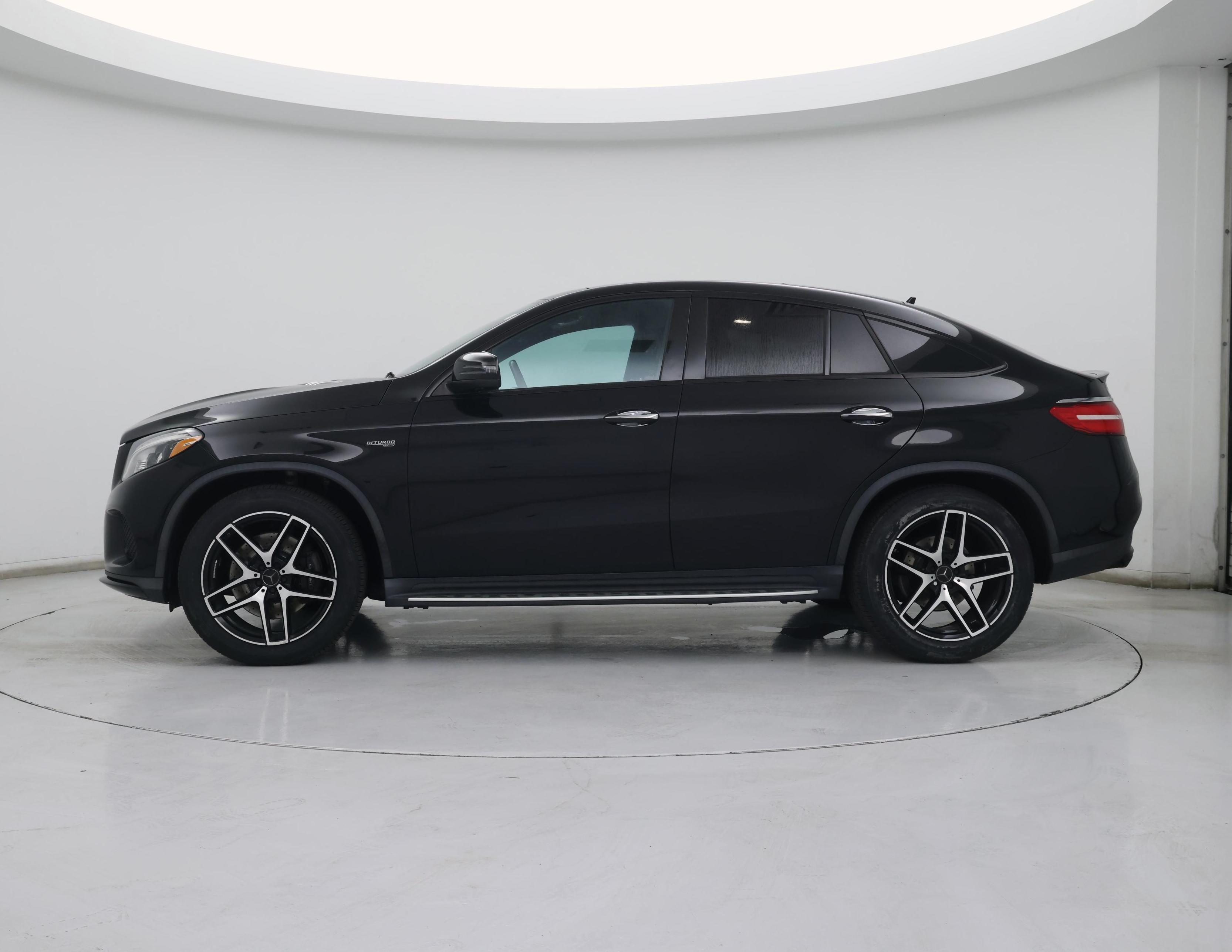 Thumbnail: 2019 Mercedes-Benz GLE - 3