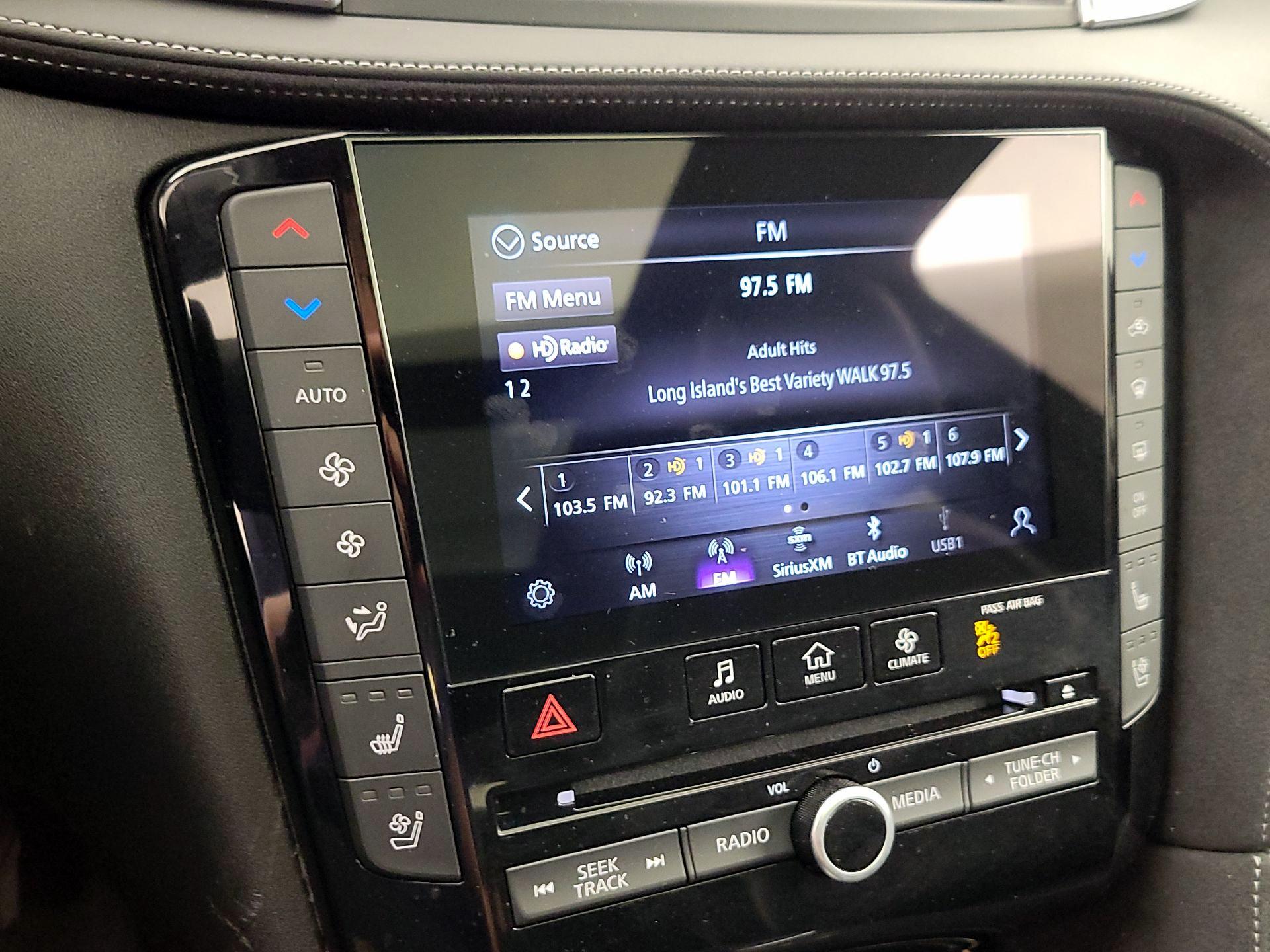 Thumbnail: 2023 INFINITI QX50 - 16