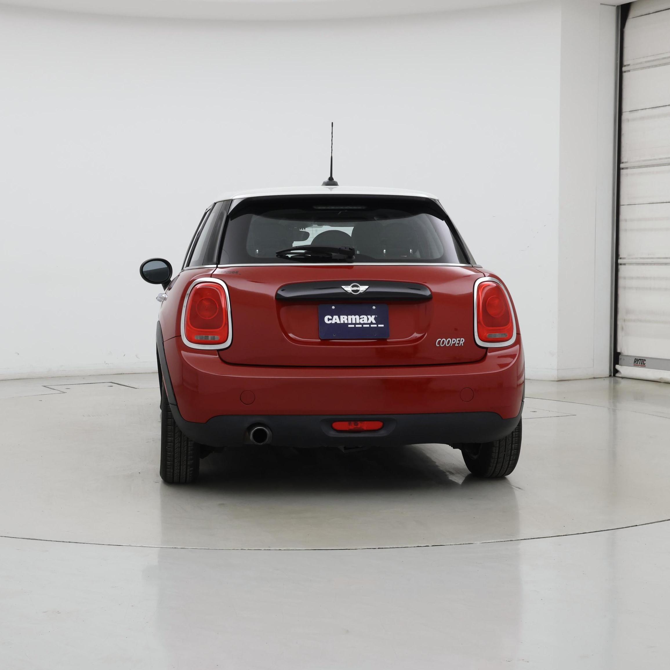 Thumbnail: 2017 MINI Cooper Hardtop - 6