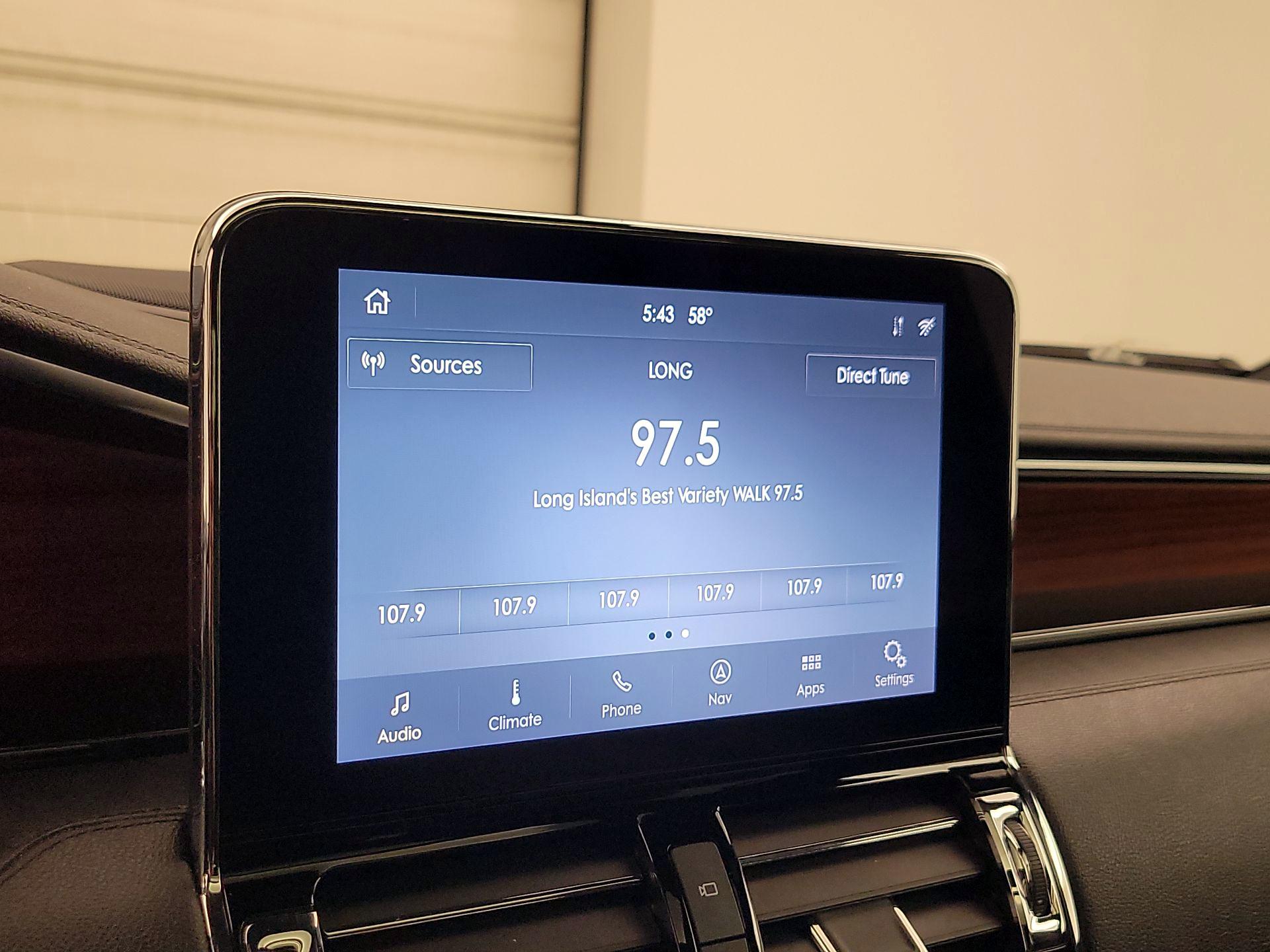 Thumbnail: 2020 Lincoln Navigator - 16