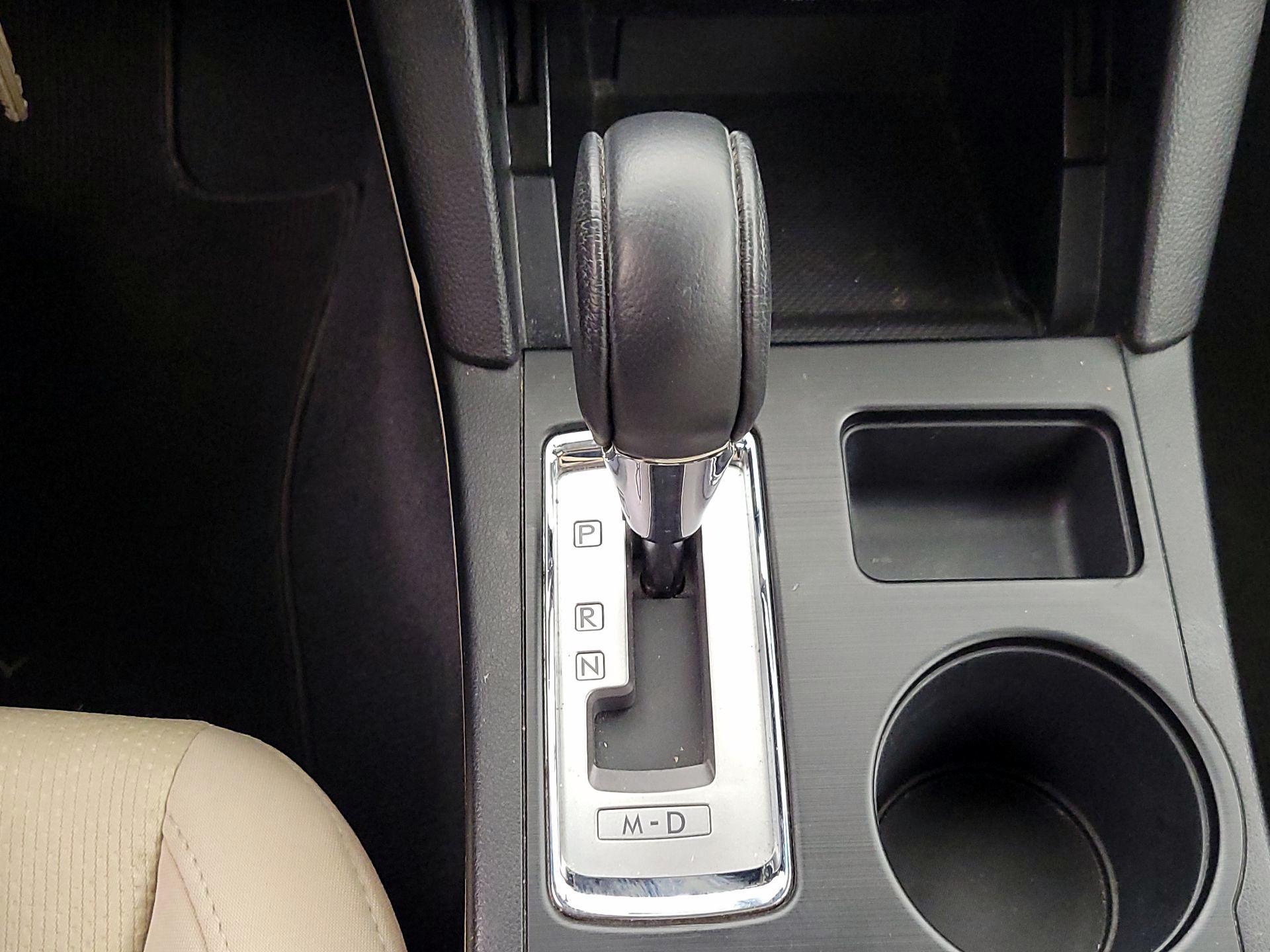 Thumbnail: 2015 Subaru Legacy - 17