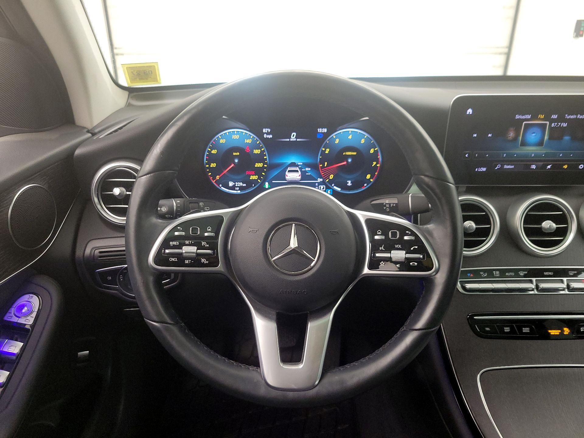 Thumbnail: 2021 Mercedes-Benz GLC - 10