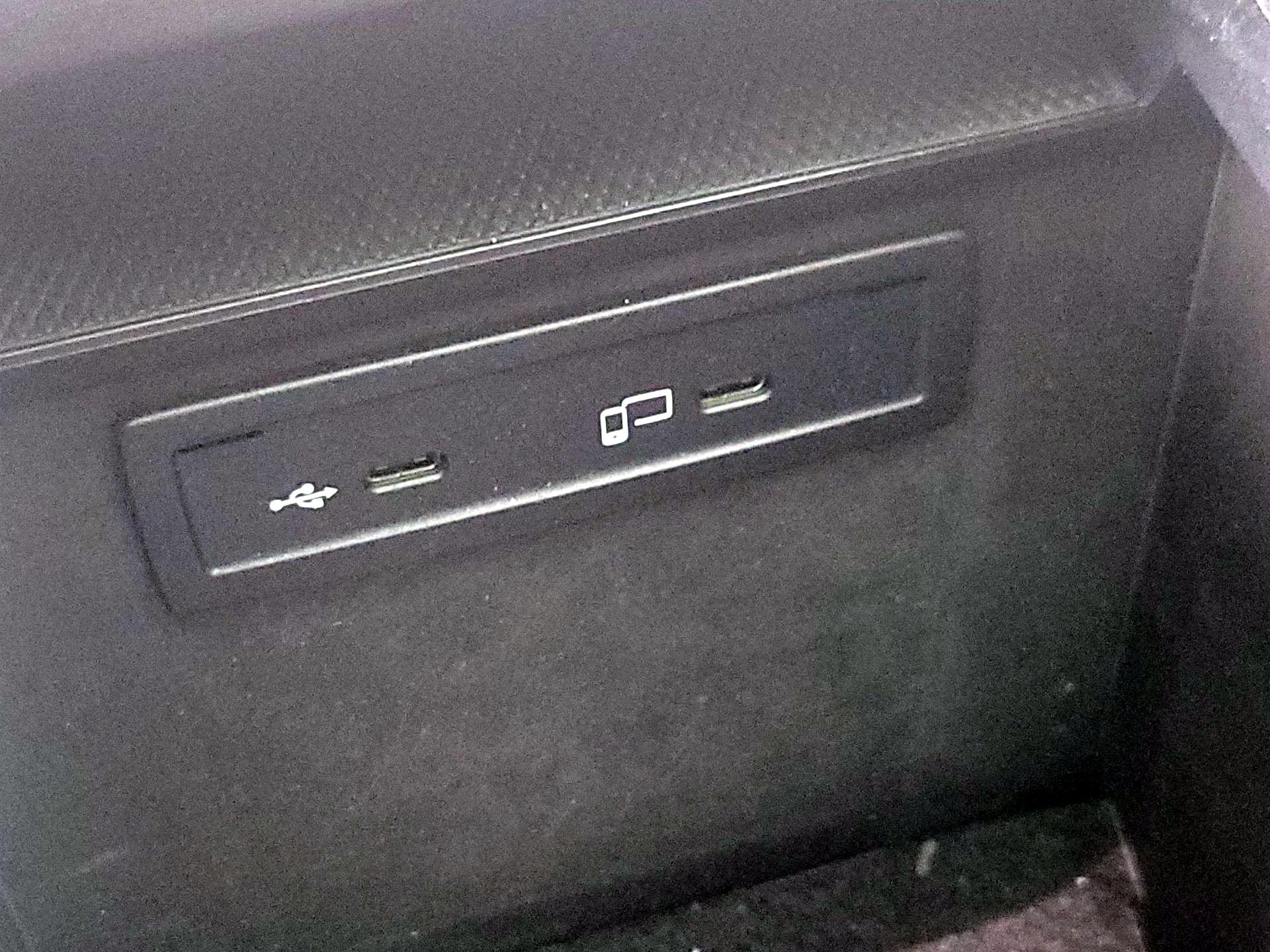 Thumbnail: 2021 Mercedes-Benz GLC - 18