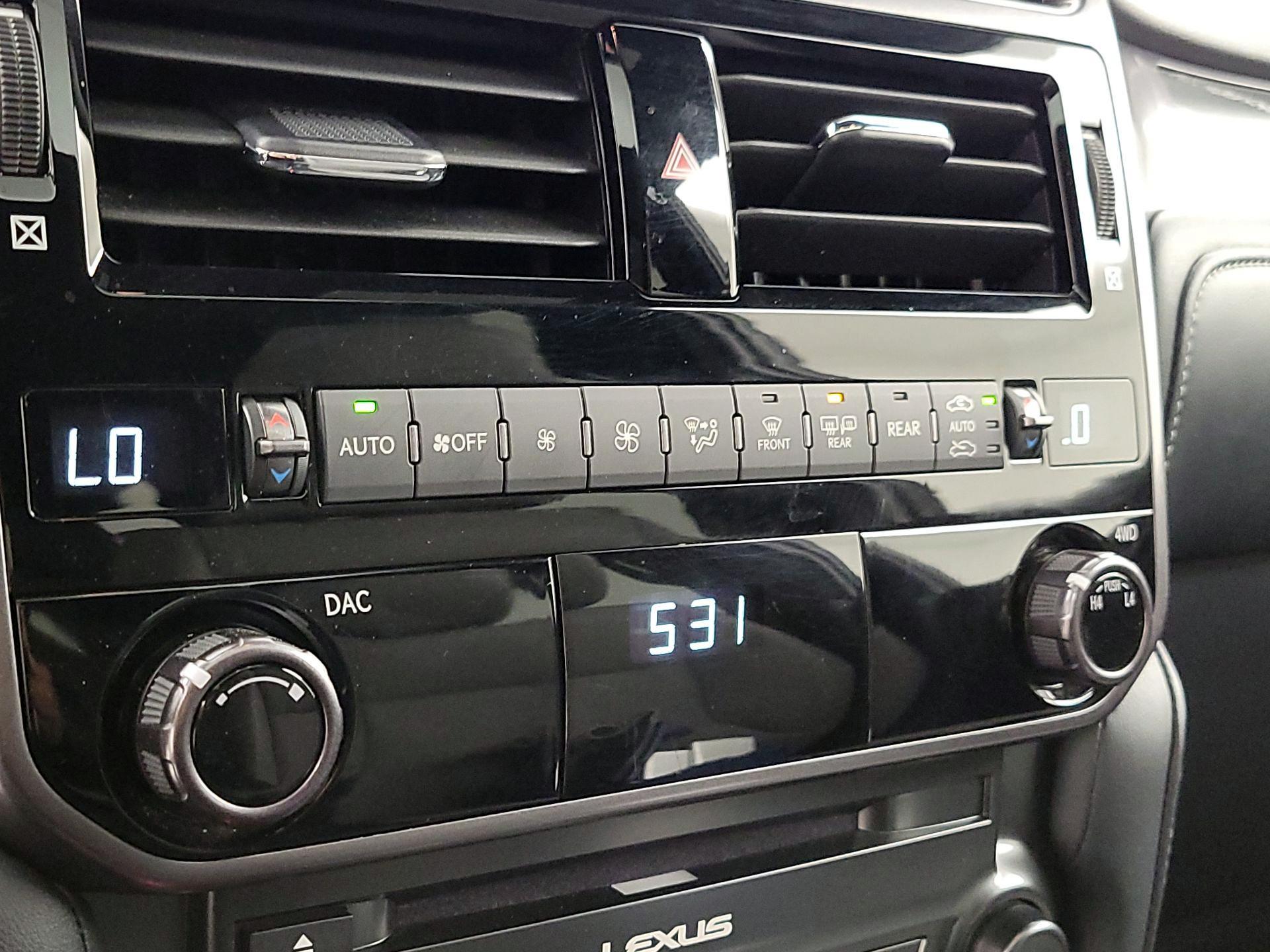 Thumbnail: 2023 Lexus GX - 17