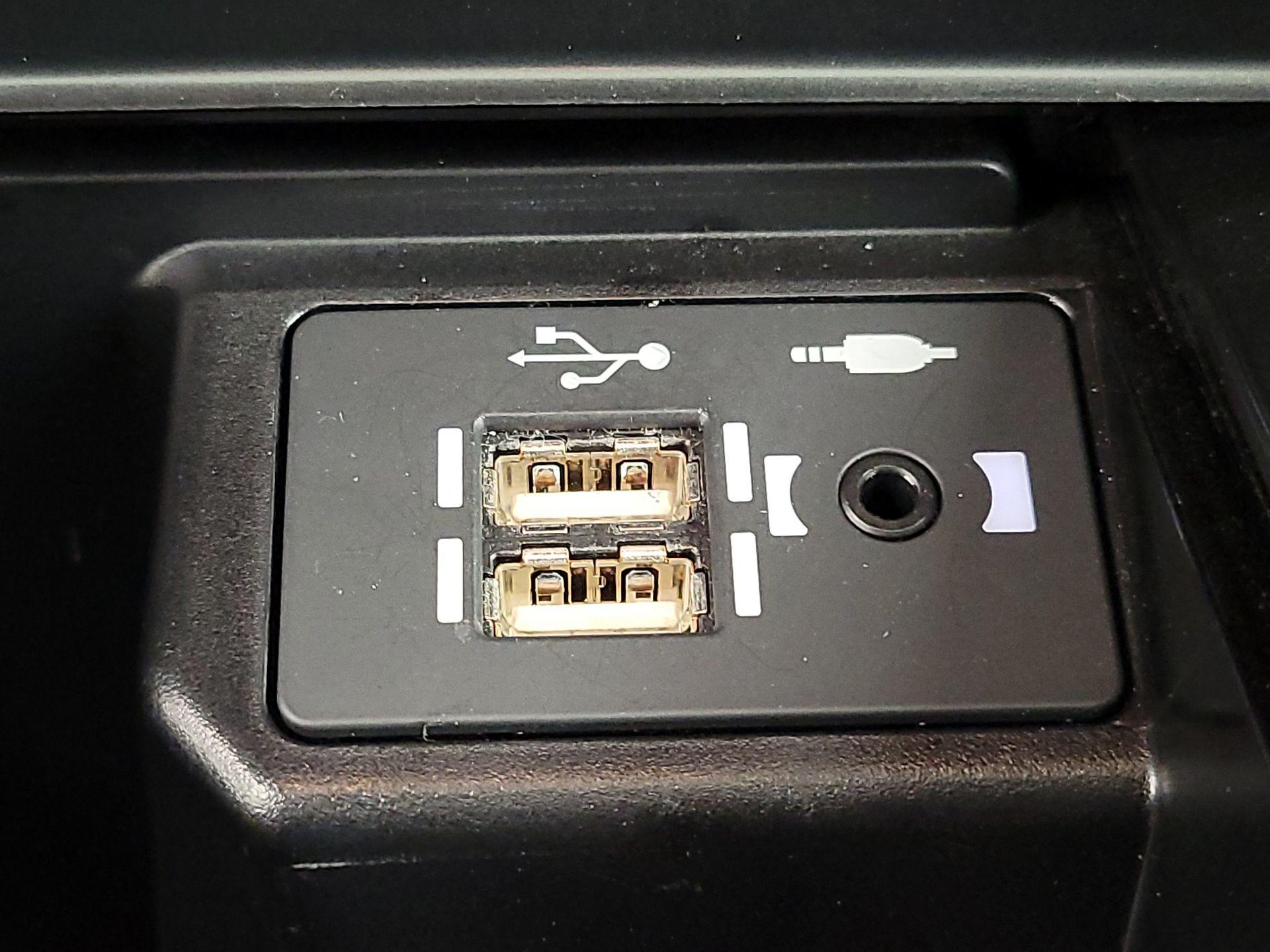 Thumbnail: 2023 Lexus GX - 19