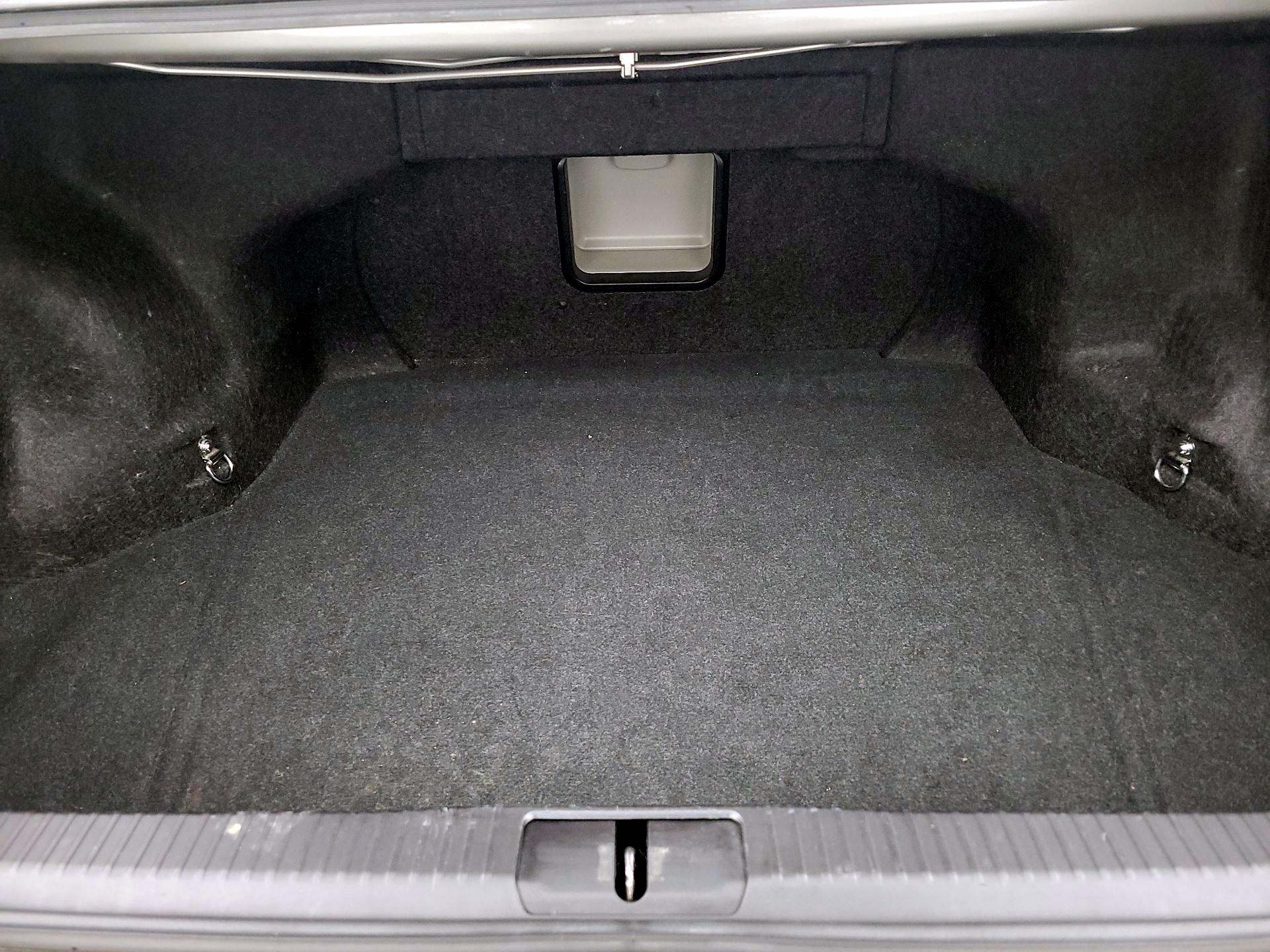 Thumbnail: 2018 Lexus ES - 20