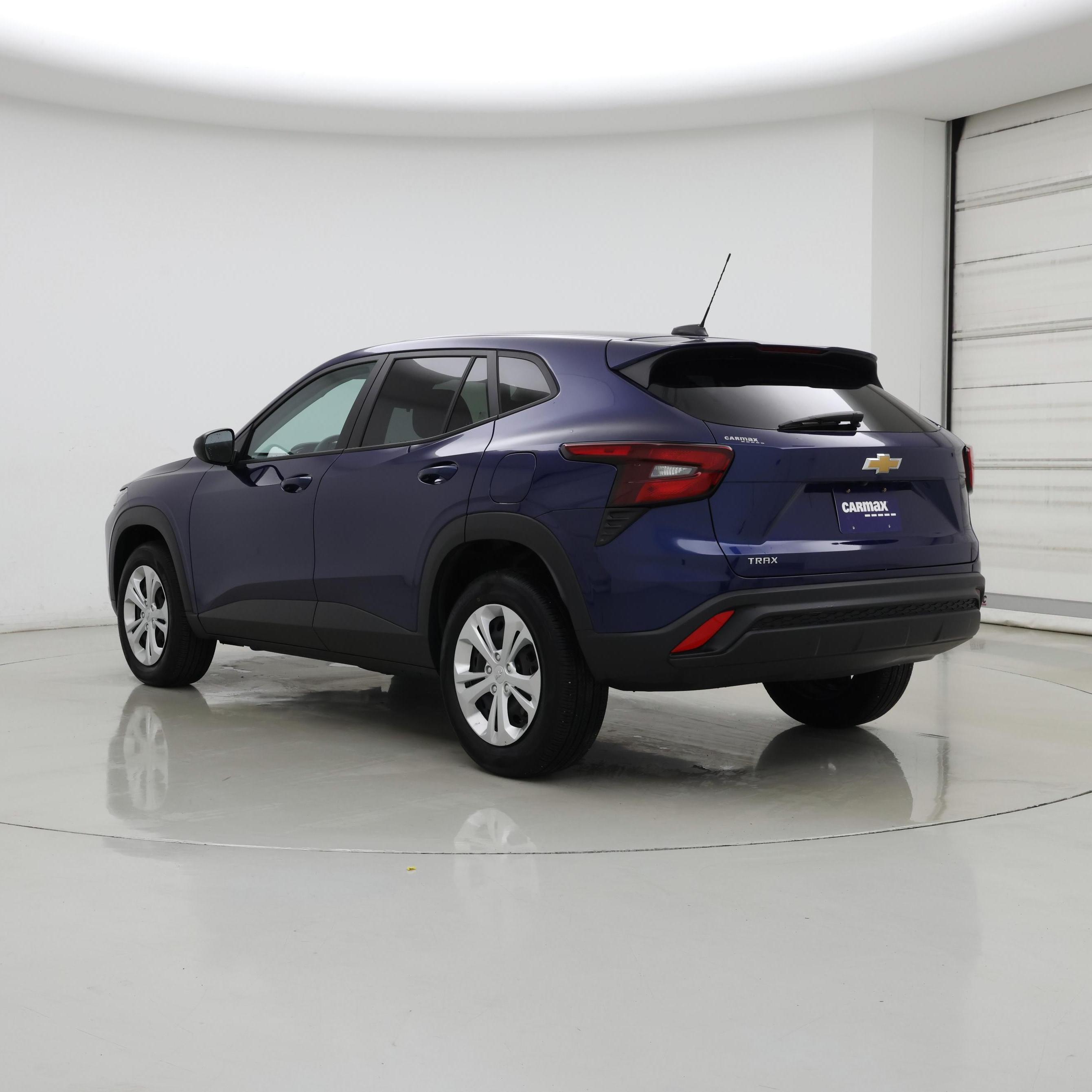 Thumbnail: 2024 Chevrolet Trax - 2