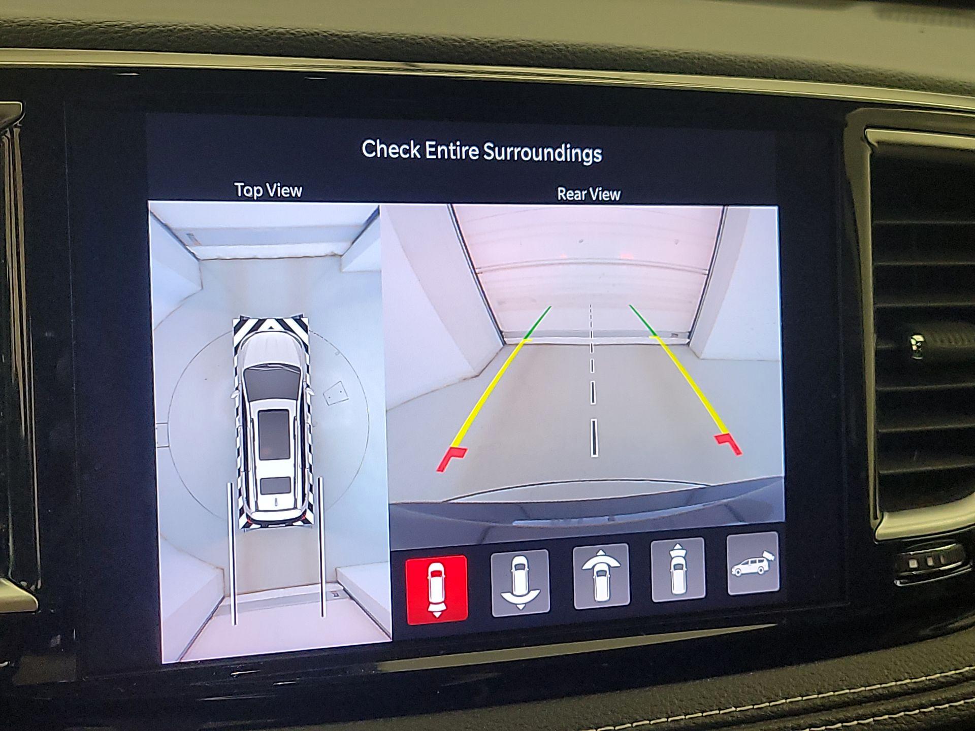 Thumbnail: 2021 Chrysler Pacifica - 15