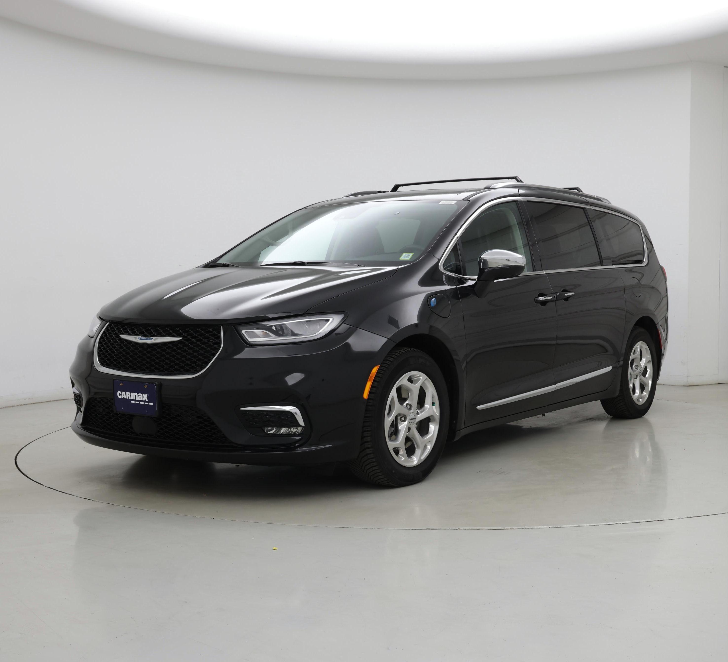 Thumbnail: 2021 Chrysler Pacifica - 4