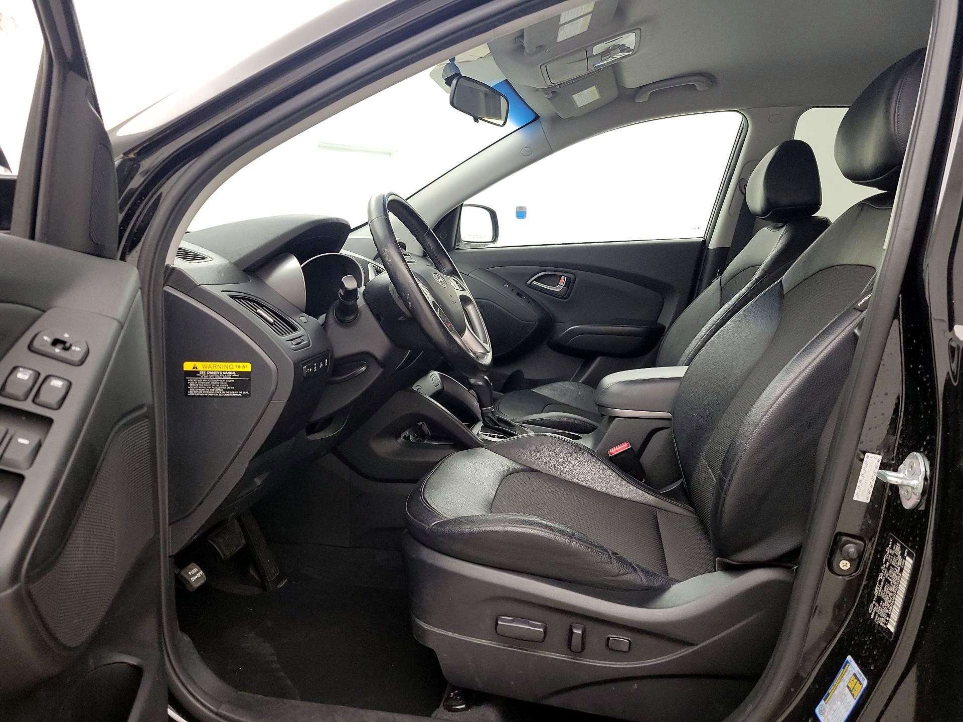 Thumbnail: 2015 Hyundai Tucson - 11
