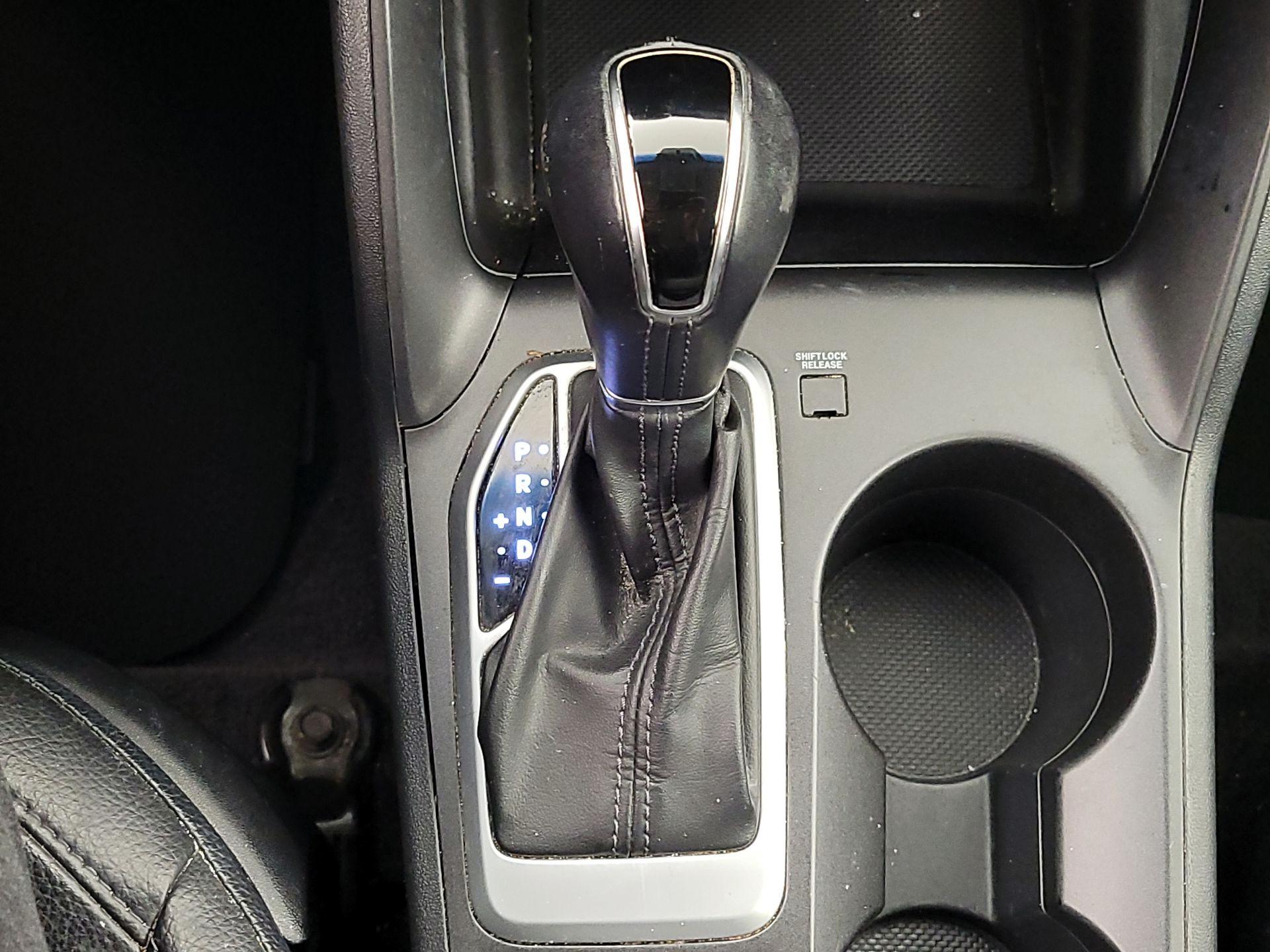Thumbnail: 2015 Hyundai Tucson - 17