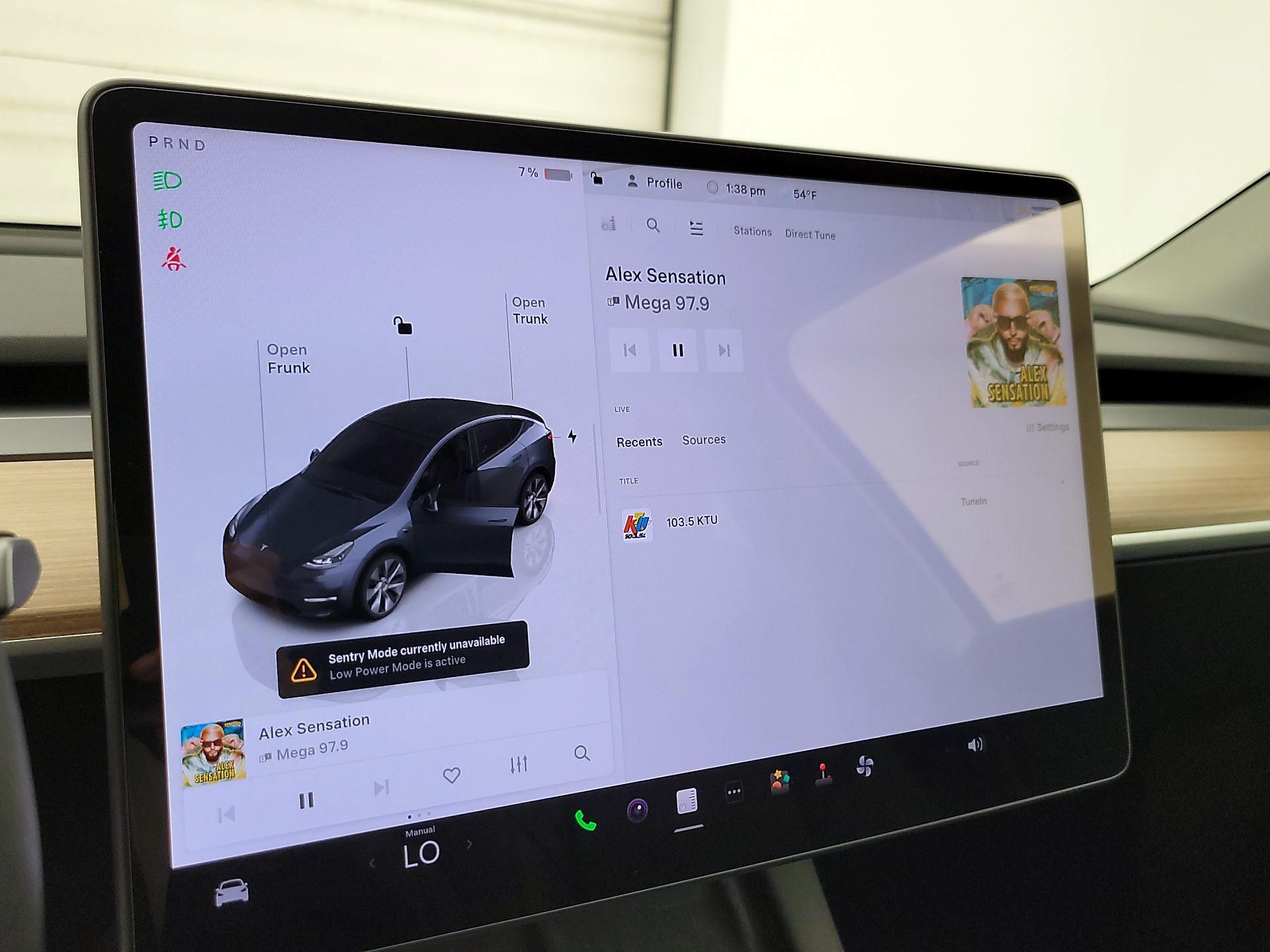Thumbnail: 2023 Tesla Model Y - 15