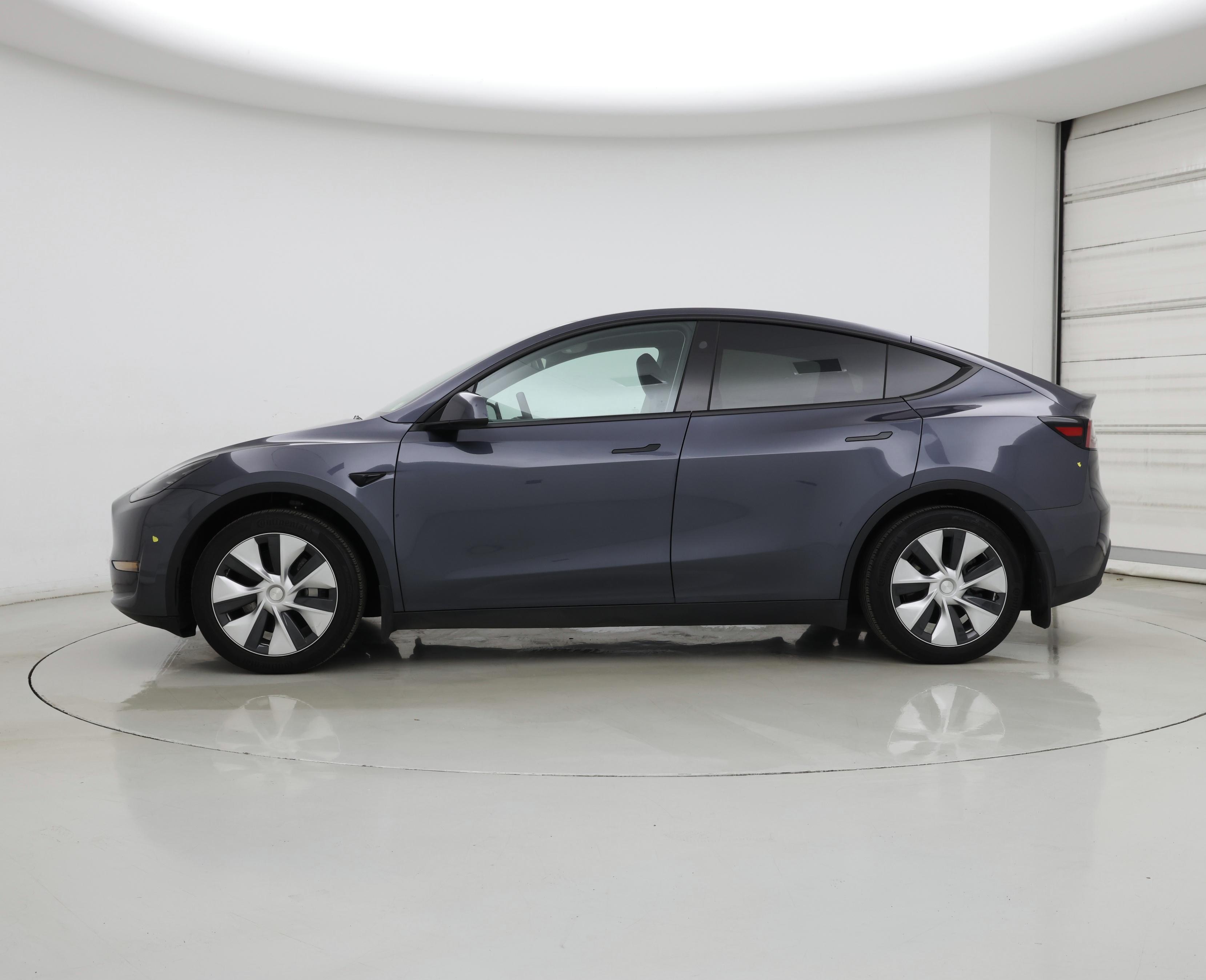 Thumbnail: 2023 Tesla Model Y - 3