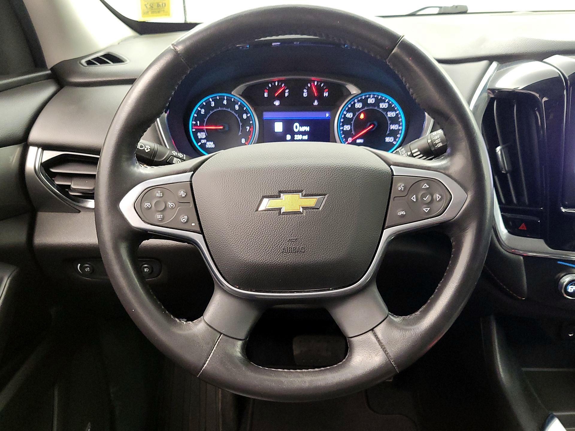 Thumbnail: 2021 Chevrolet Traverse - 10