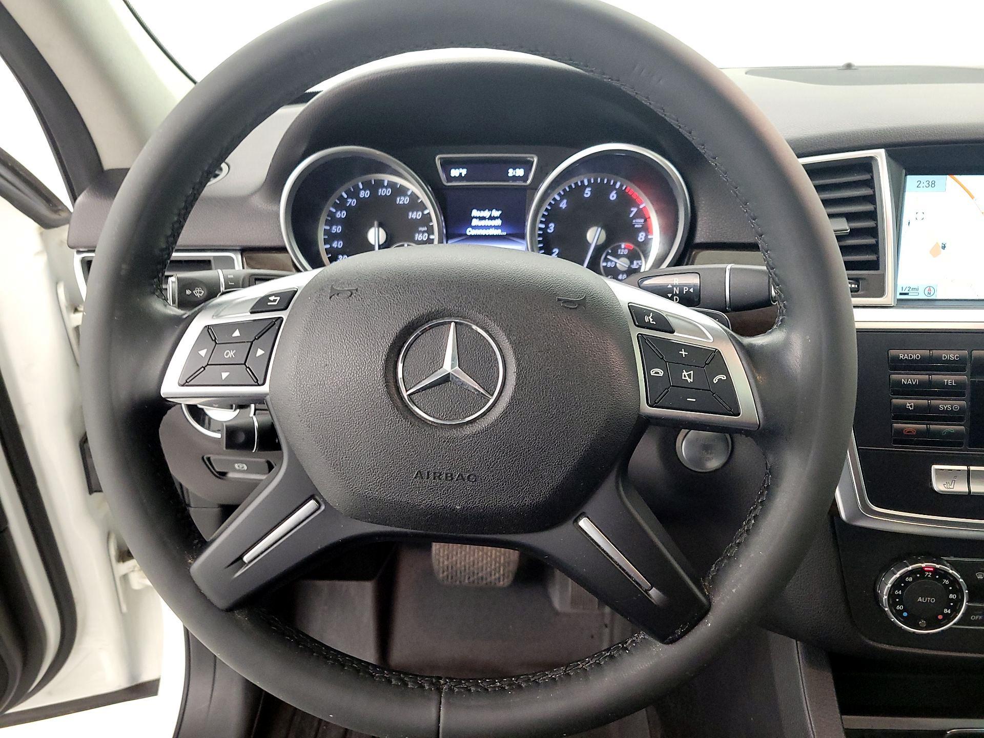 Thumbnail: 2015 Mercedes-Benz M-Class - 10