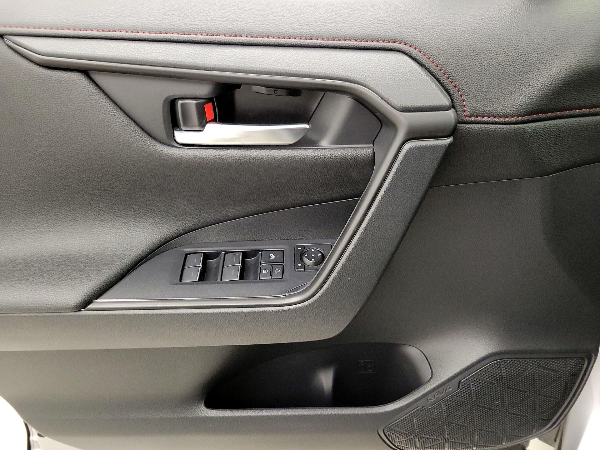 Thumbnail: 2023 Toyota RAV4 - 12