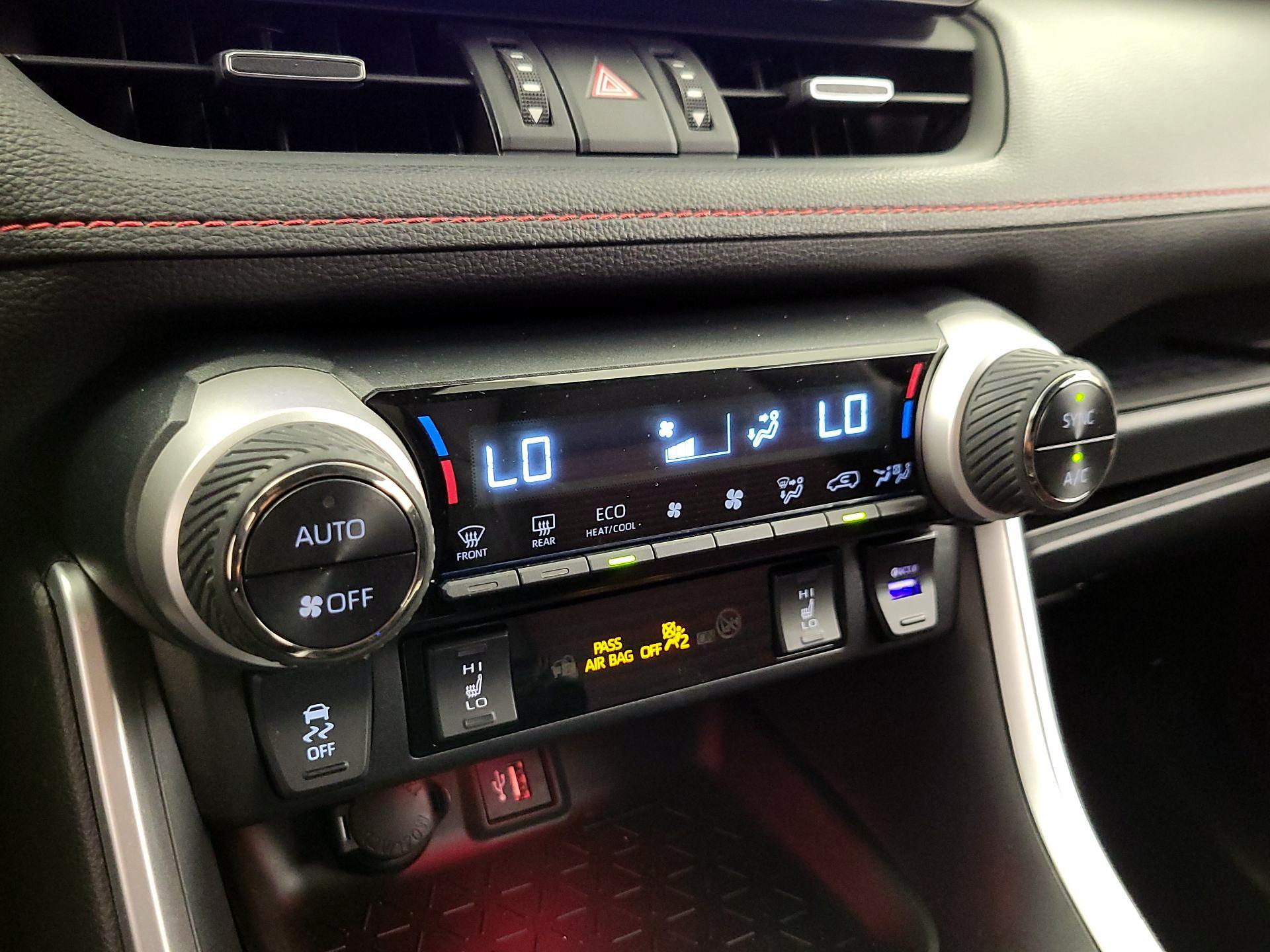 Thumbnail: 2023 Toyota RAV4 - 16