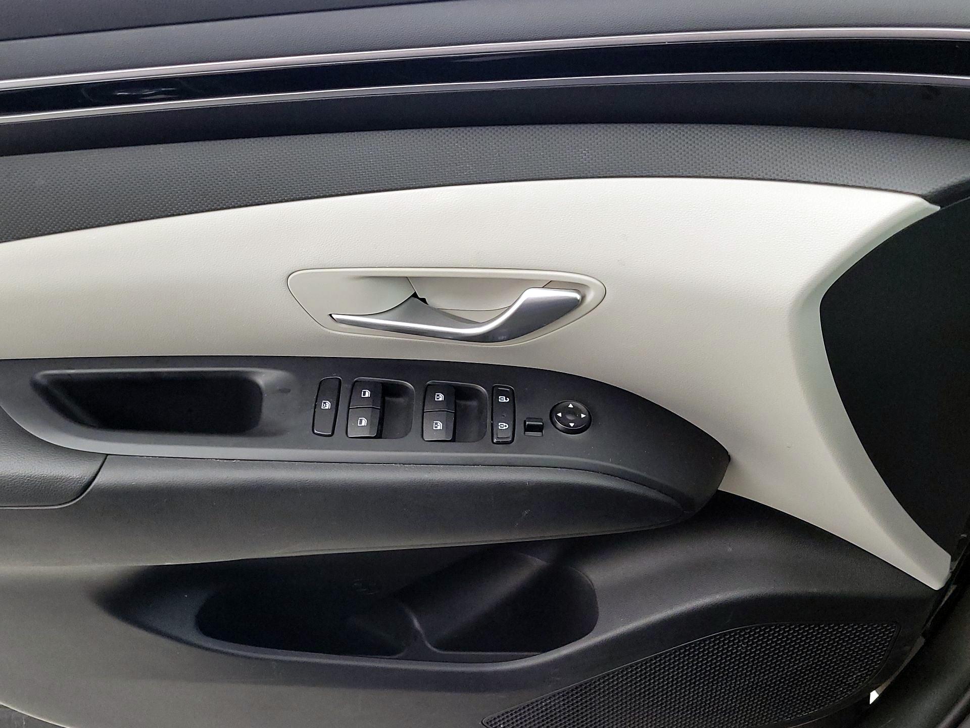 Thumbnail: 2023 Hyundai Tucson - 12