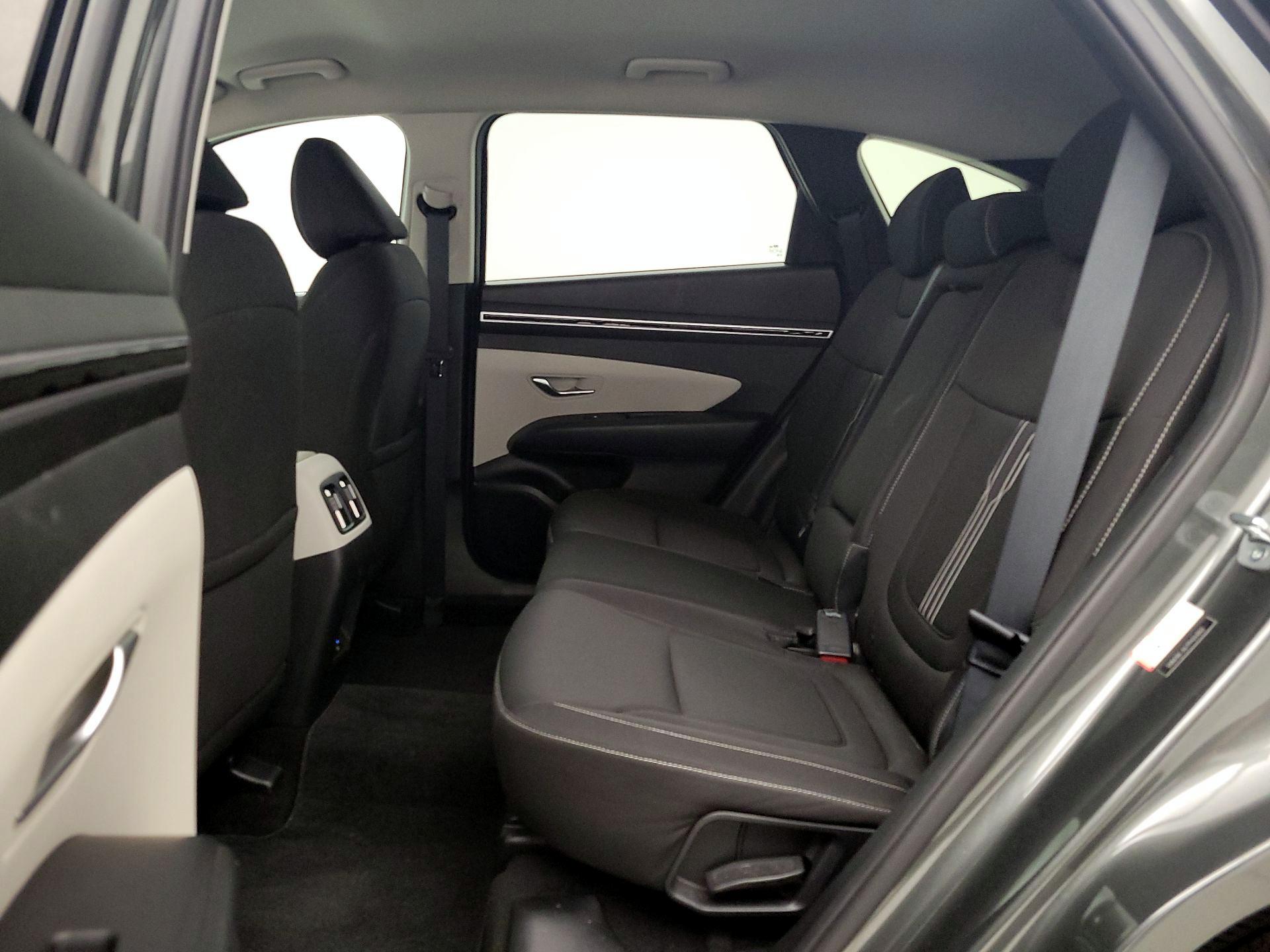 Thumbnail: 2023 Hyundai Tucson - 19