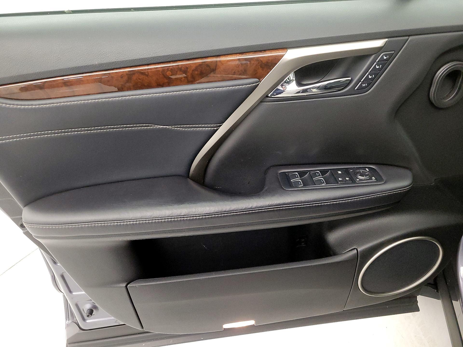 Thumbnail: 2016 Lexus RX - 12