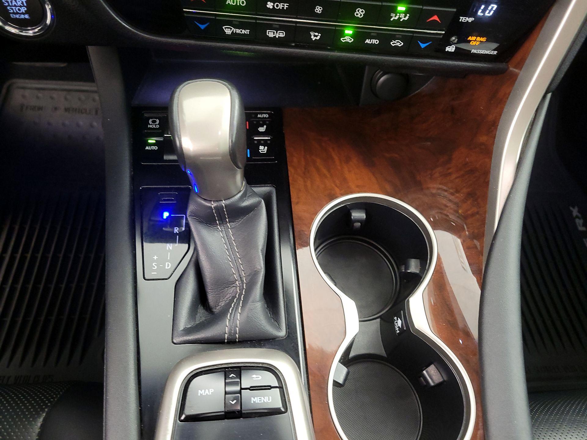 Thumbnail: 2016 Lexus RX - 18