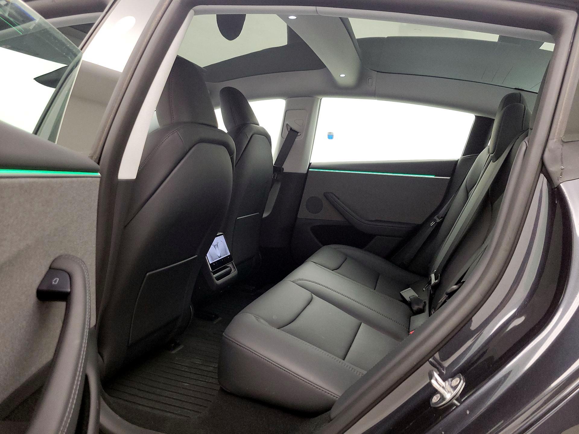 Thumbnail: 2025 Tesla Model 3 - 20