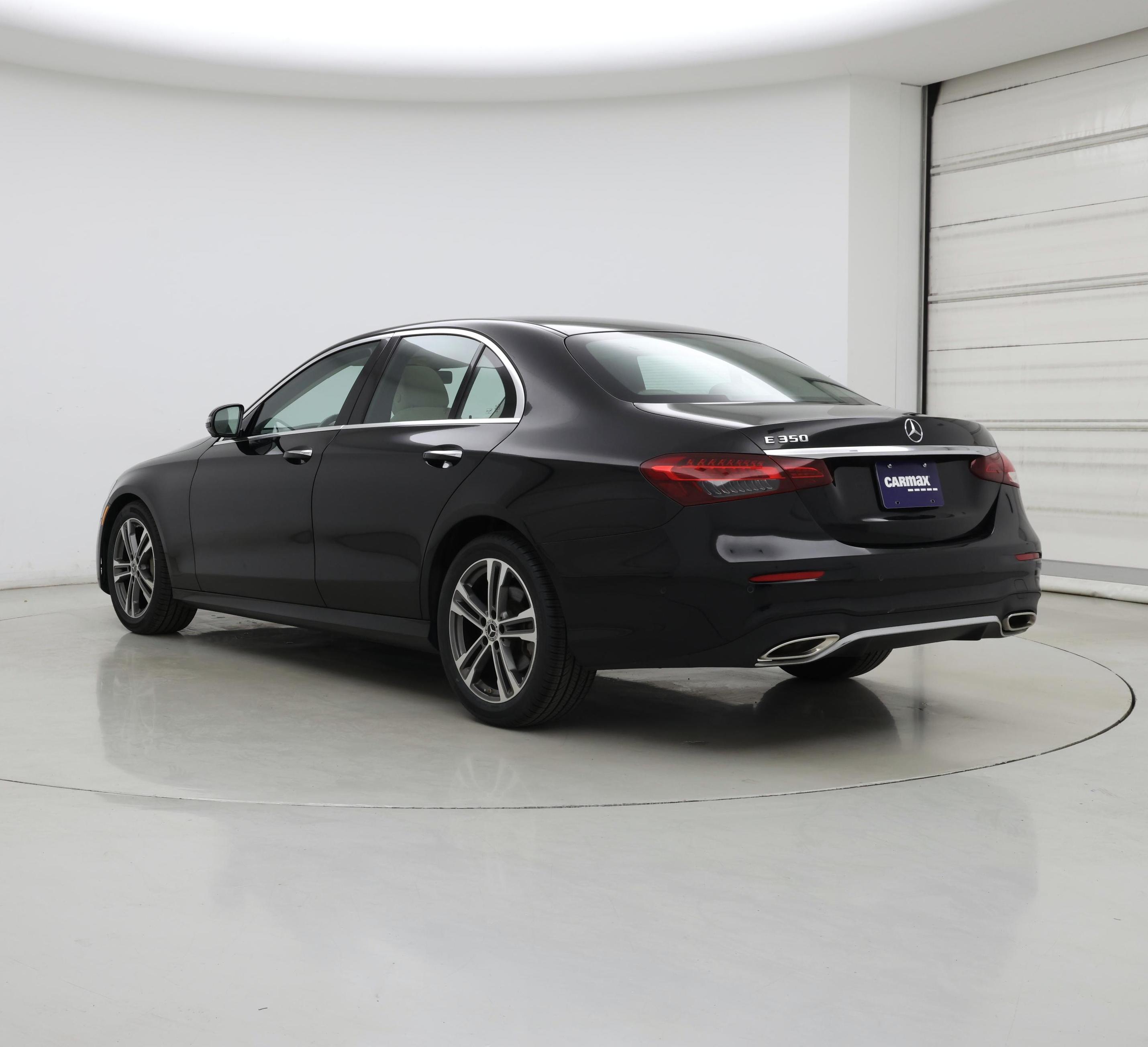Thumbnail: 2021 Mercedes-Benz E-Class - 2