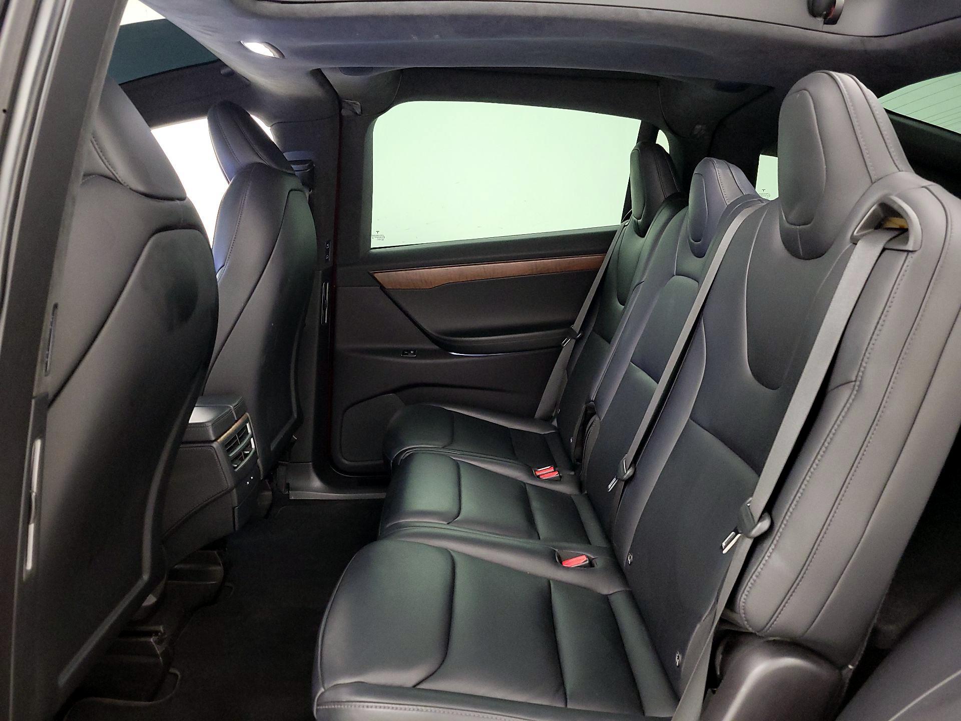 Thumbnail: 2020 Tesla Model X - 20